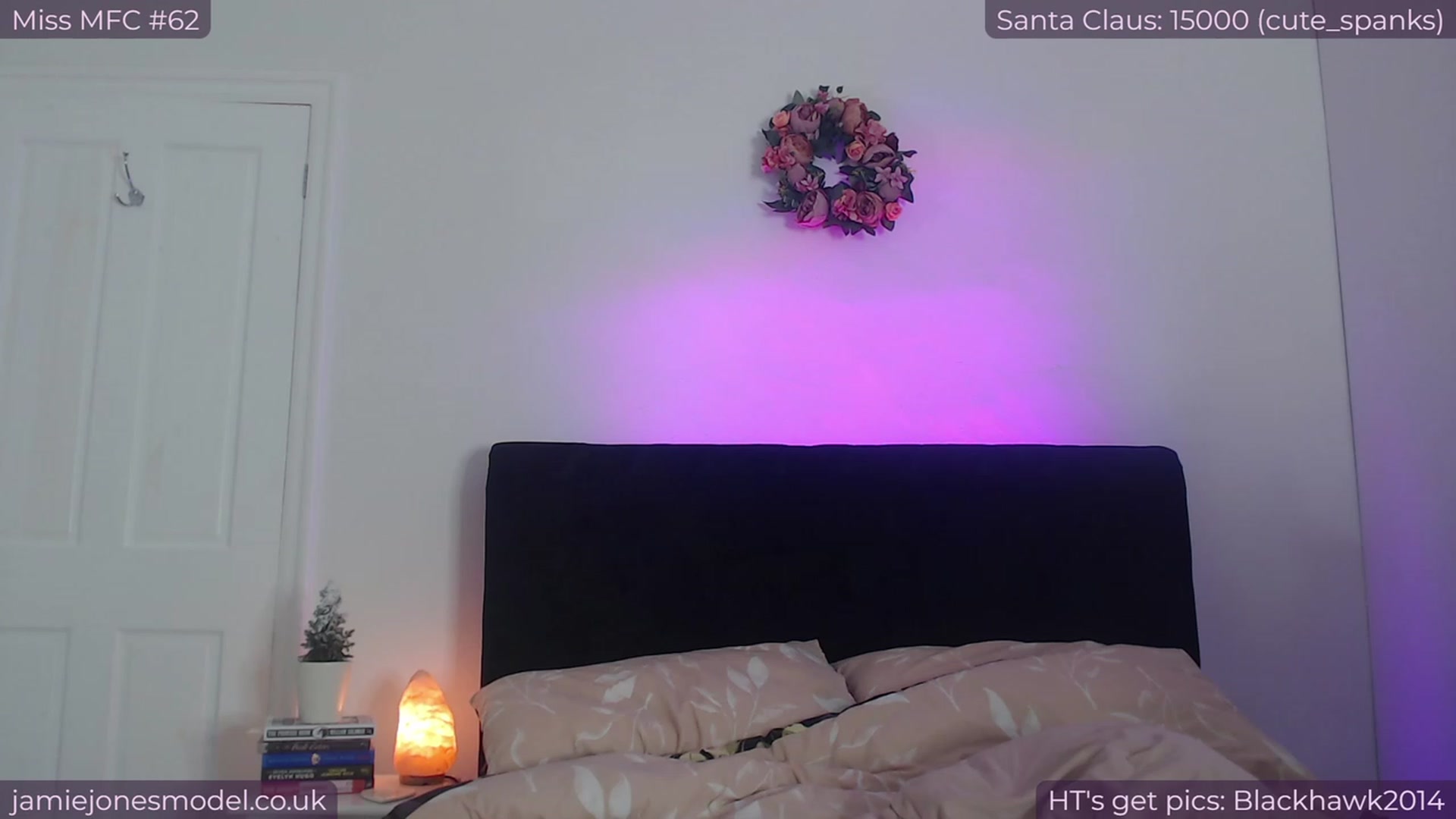 Gallery image thumbnail from jamiejones's myfreecams stream on, 12/24/2023, 18:25 image 19 of 20