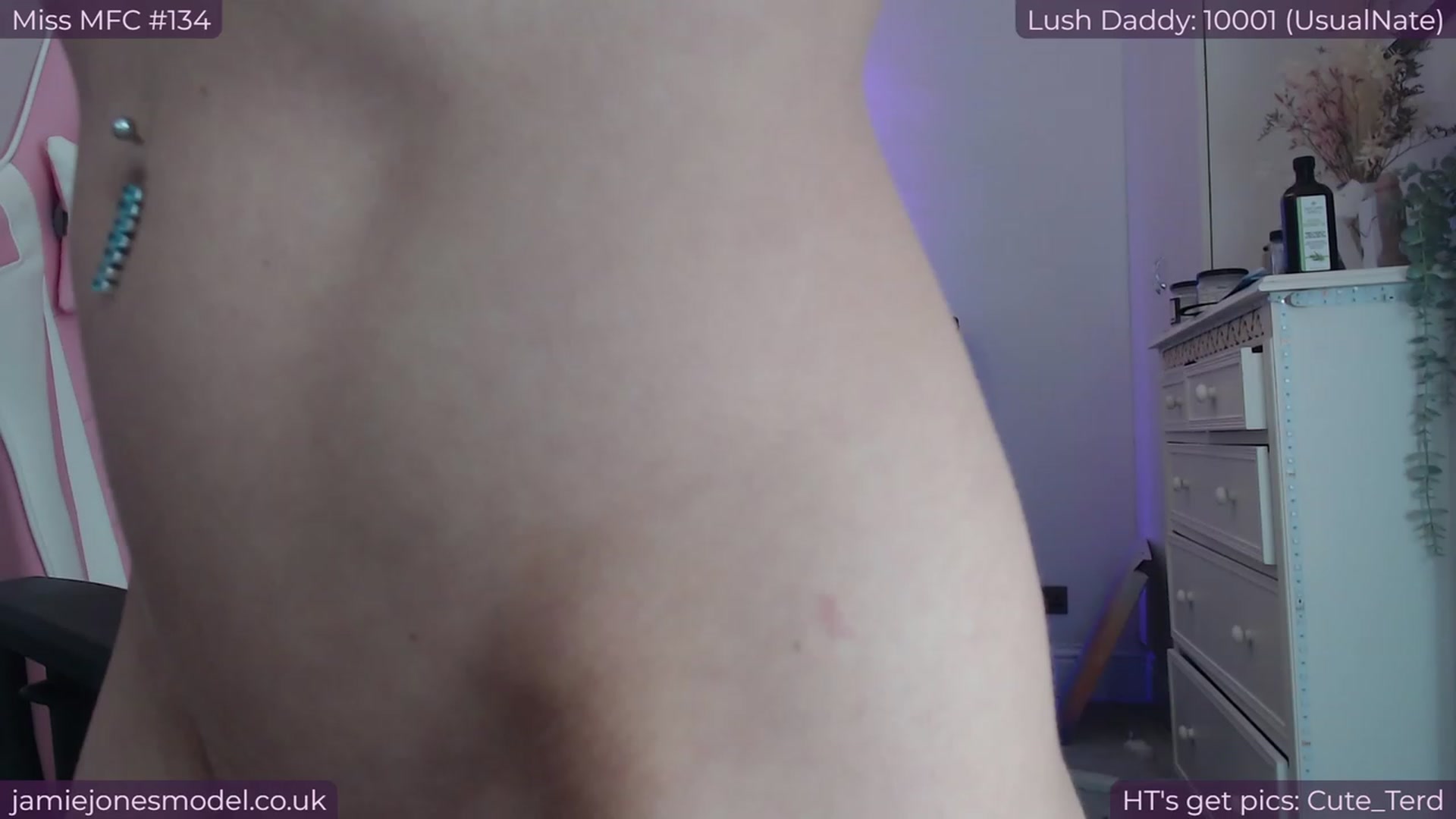 Gallery image thumbnail from jamiejones's myfreecams stream on, 01/11/2024, 03:14 image 3 of 20