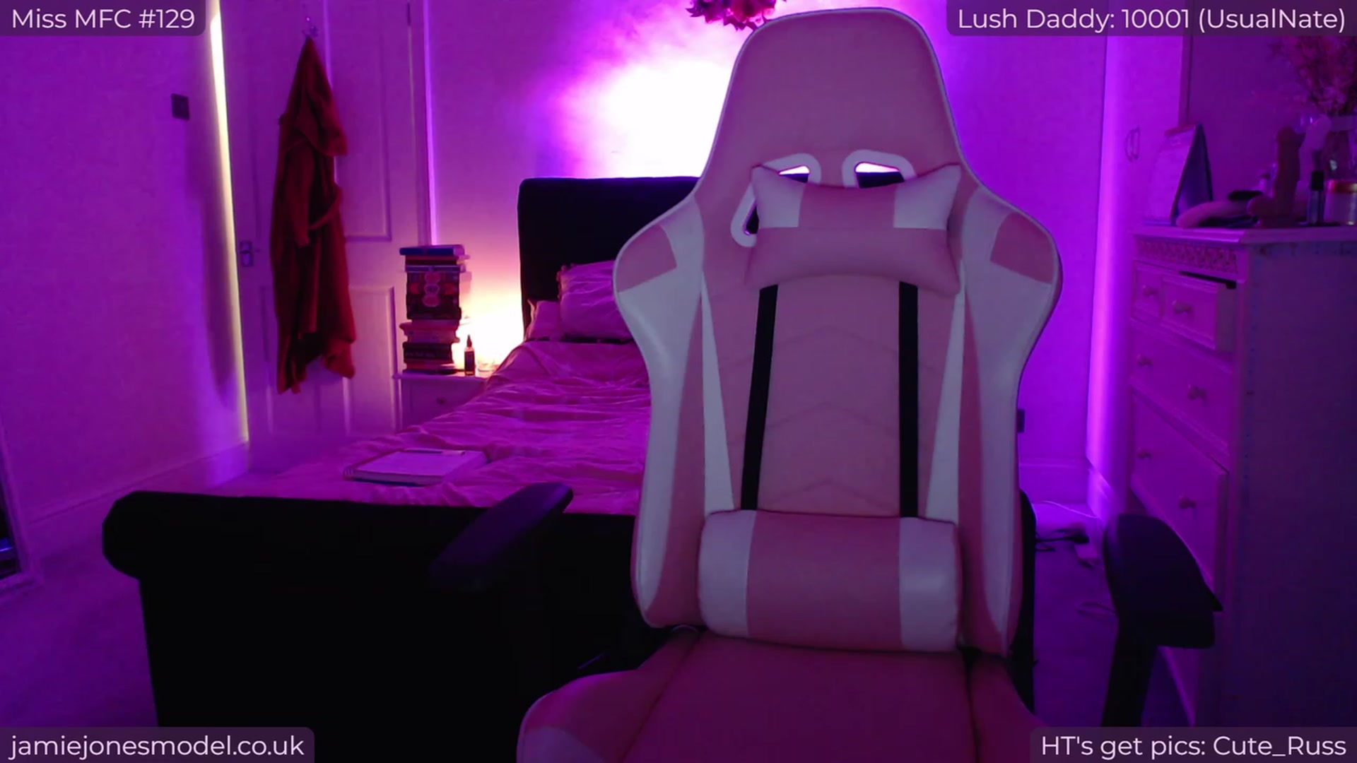 Gallery image thumbnail from jamiejones's myfreecams stream on, 02/01/2024, 03:26 image 5 of 20
