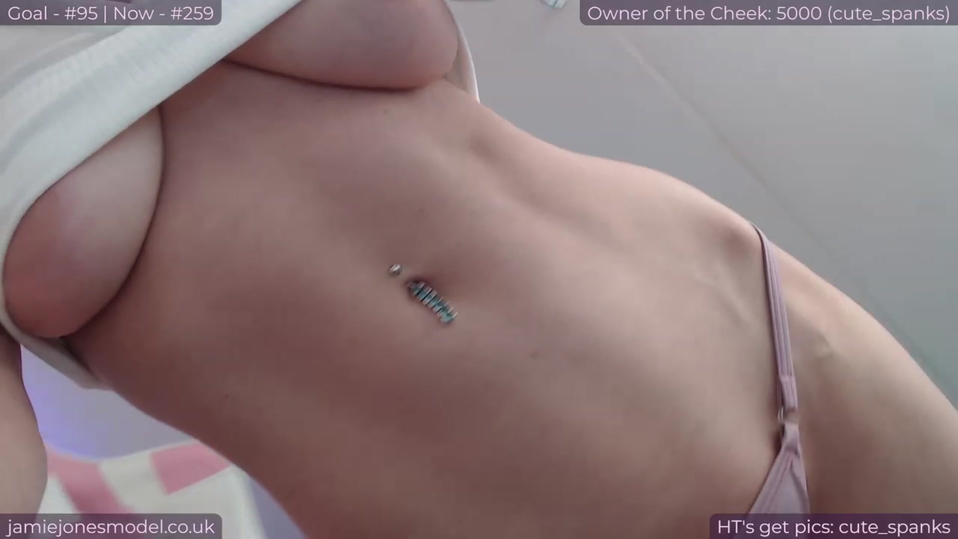 Gallery image thumbnail from jamiejones's myfreecams stream on, 02/06/2024, 24:55 image 9 of 20