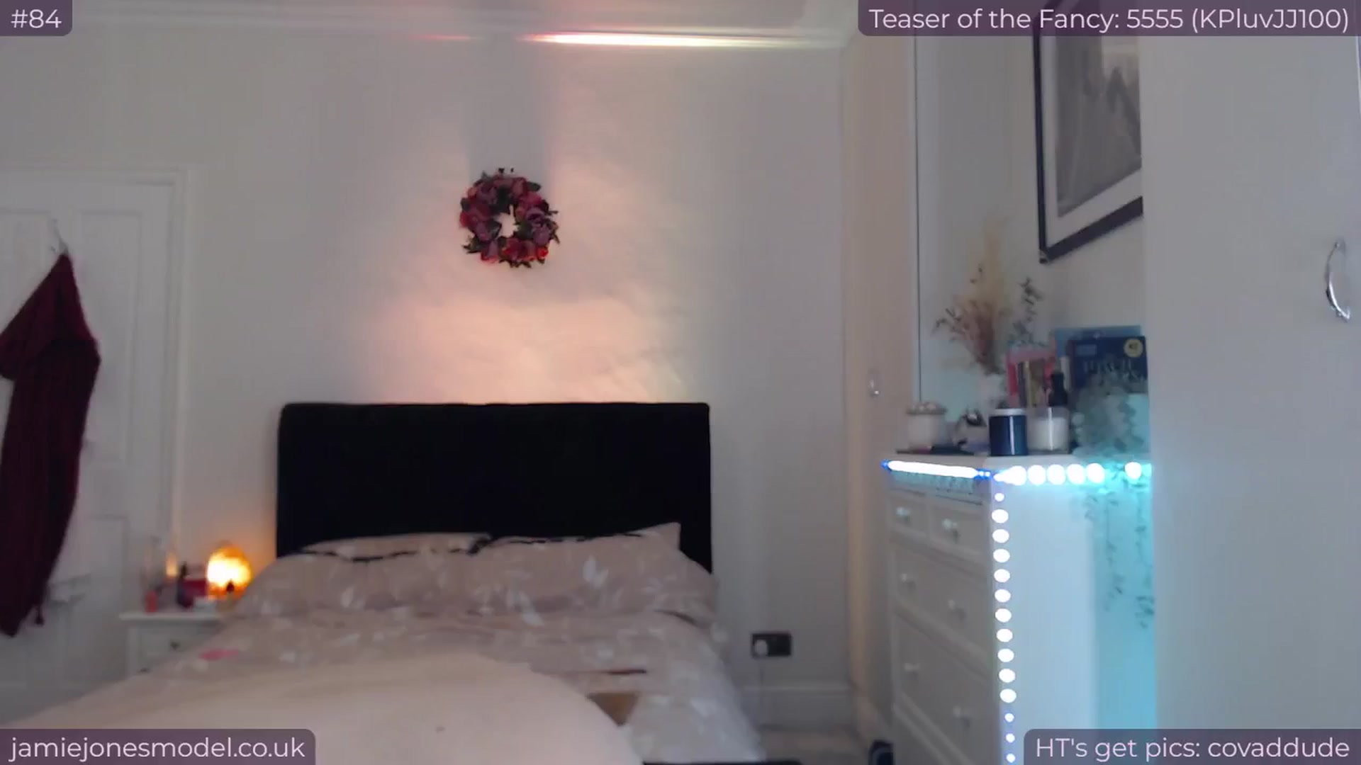 Gallery image thumbnail from jamiejones's myfreecams stream on, 04/18/2024, 24:00 image 17 of 20