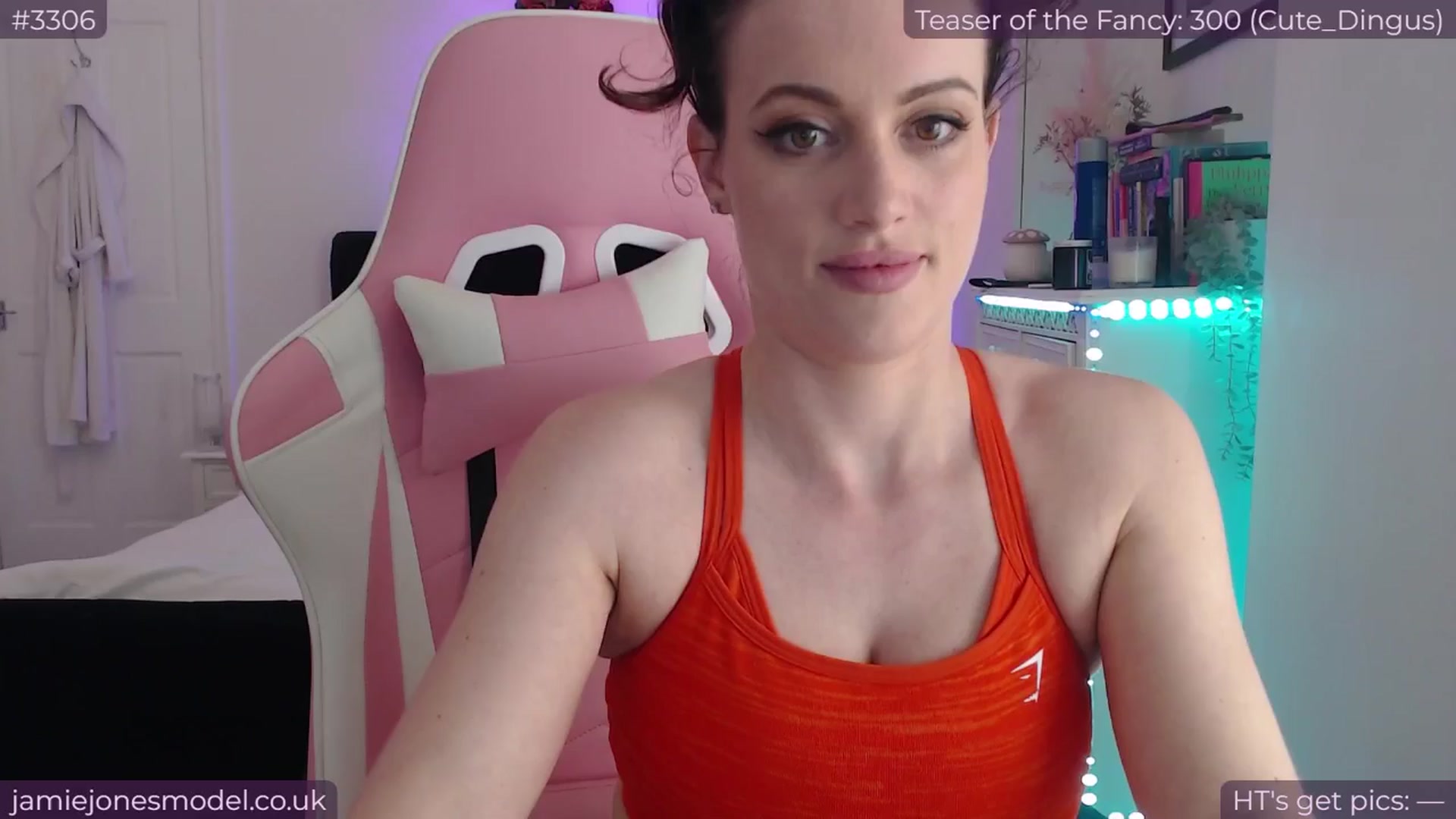 Gallery image thumbnail from jamiejones's myfreecams stream on, 05/07/2024, 22:59 image 1 of 20