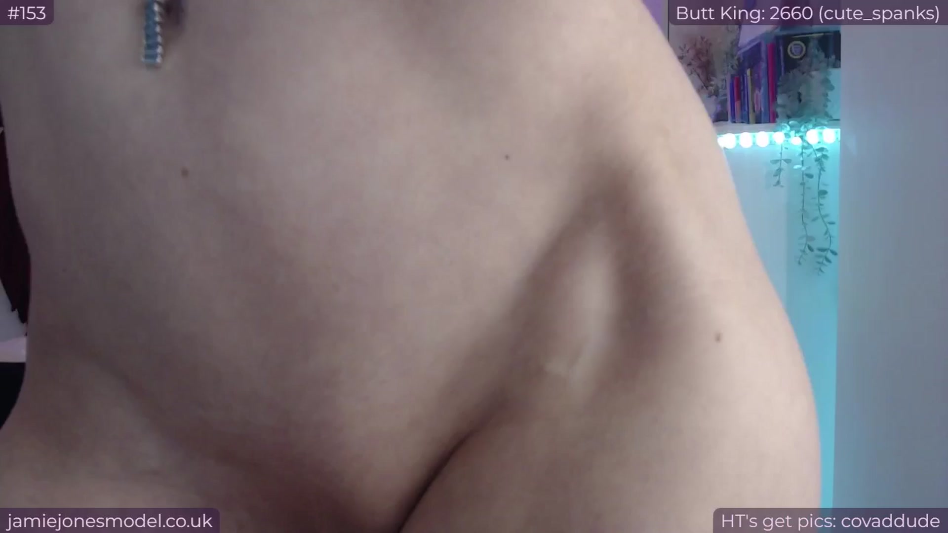 Gallery image thumbnail from jamiejones's myfreecams stream on, 05/20/2024, 24:36 image 15 of 20