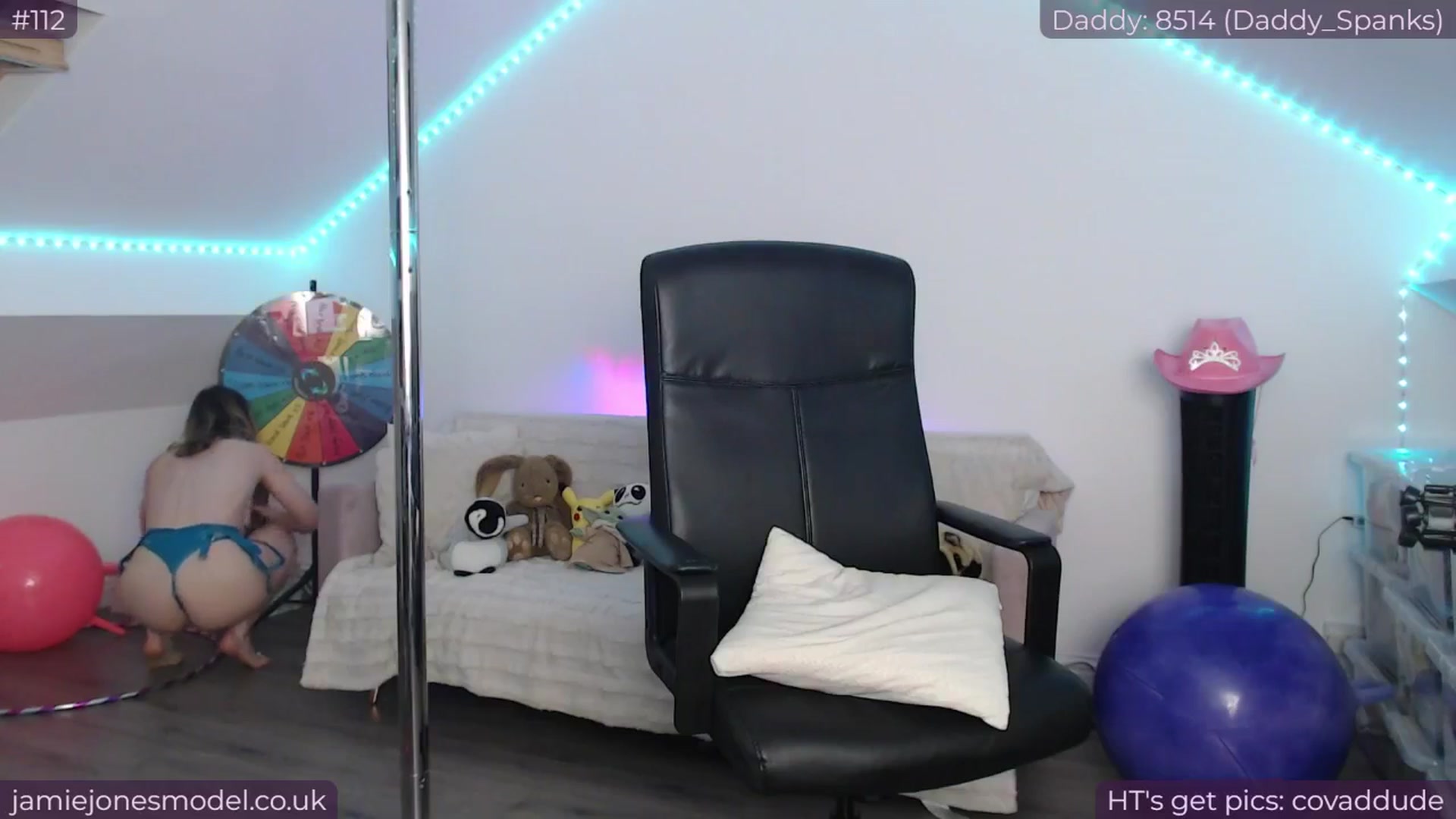 Gallery image thumbnail from jamiejones's myfreecams stream on, 06/23/2024, 23:52 image 10 of 20