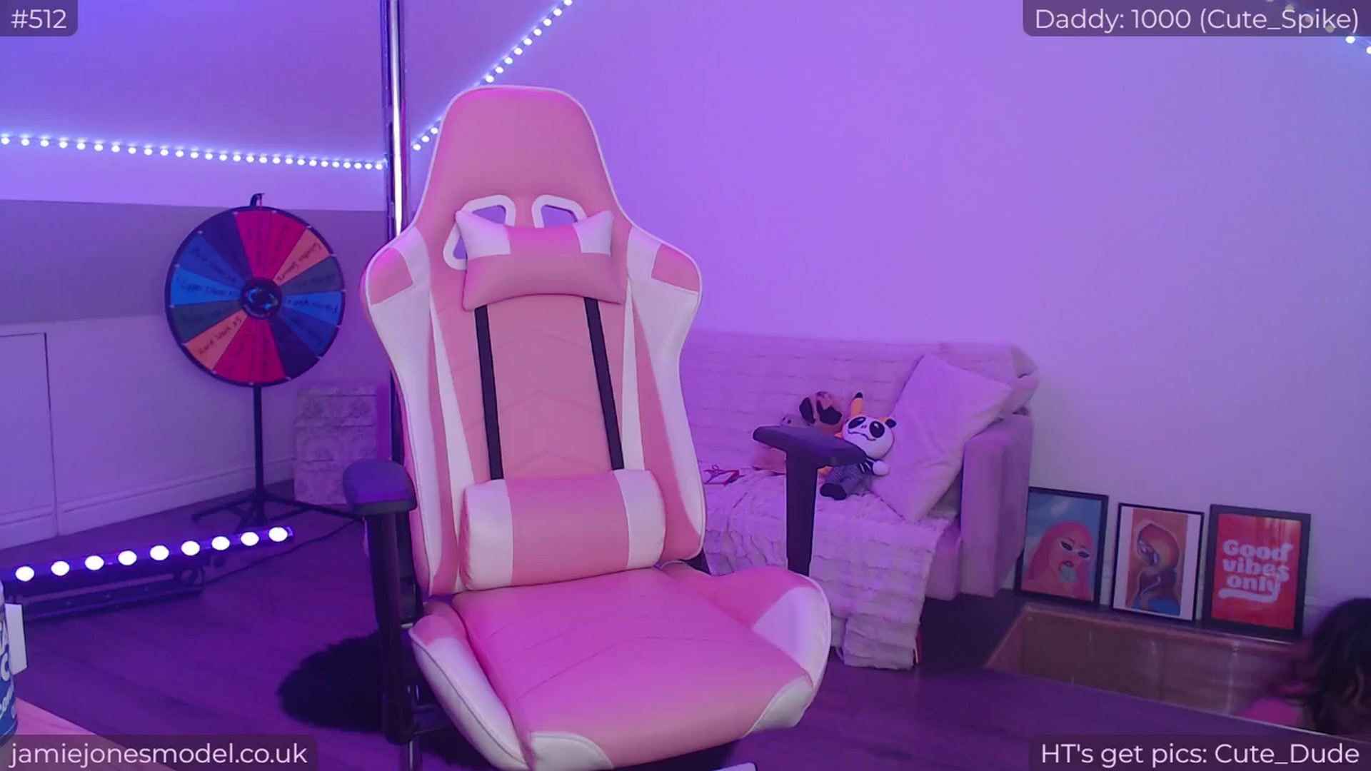 Gallery image thumbnail from jamiejones's myfreecams stream on, 07/03/2024, 23:04 image 20 of 20
