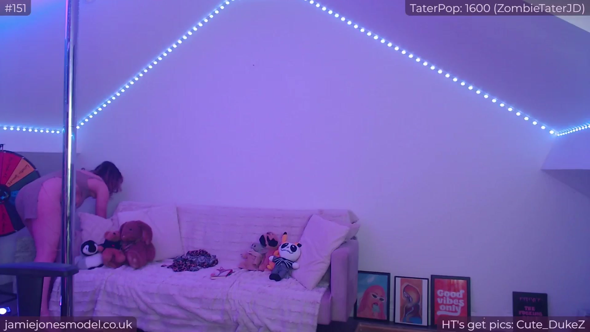 Gallery image thumbnail from jamiejones's myfreecams stream on, 07/05/2024, 24:03 image 13 of 20