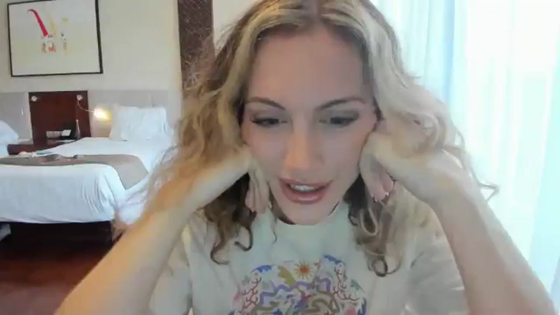 Gallery image thumbnail from jamiejones's myfreecams stream on, 09/29/2024, 22:55 image 15 of 20