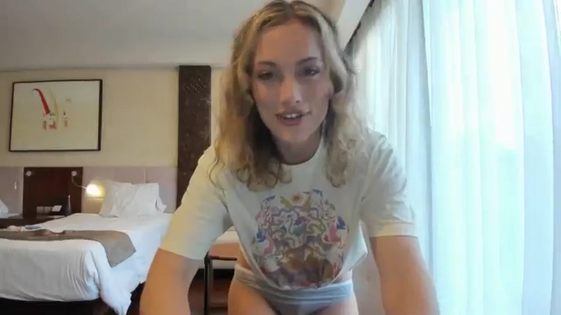 Gallery image thumbnail from jamiejones's myfreecams stream on, 09/29/2024, 22:55 image 10 of 20