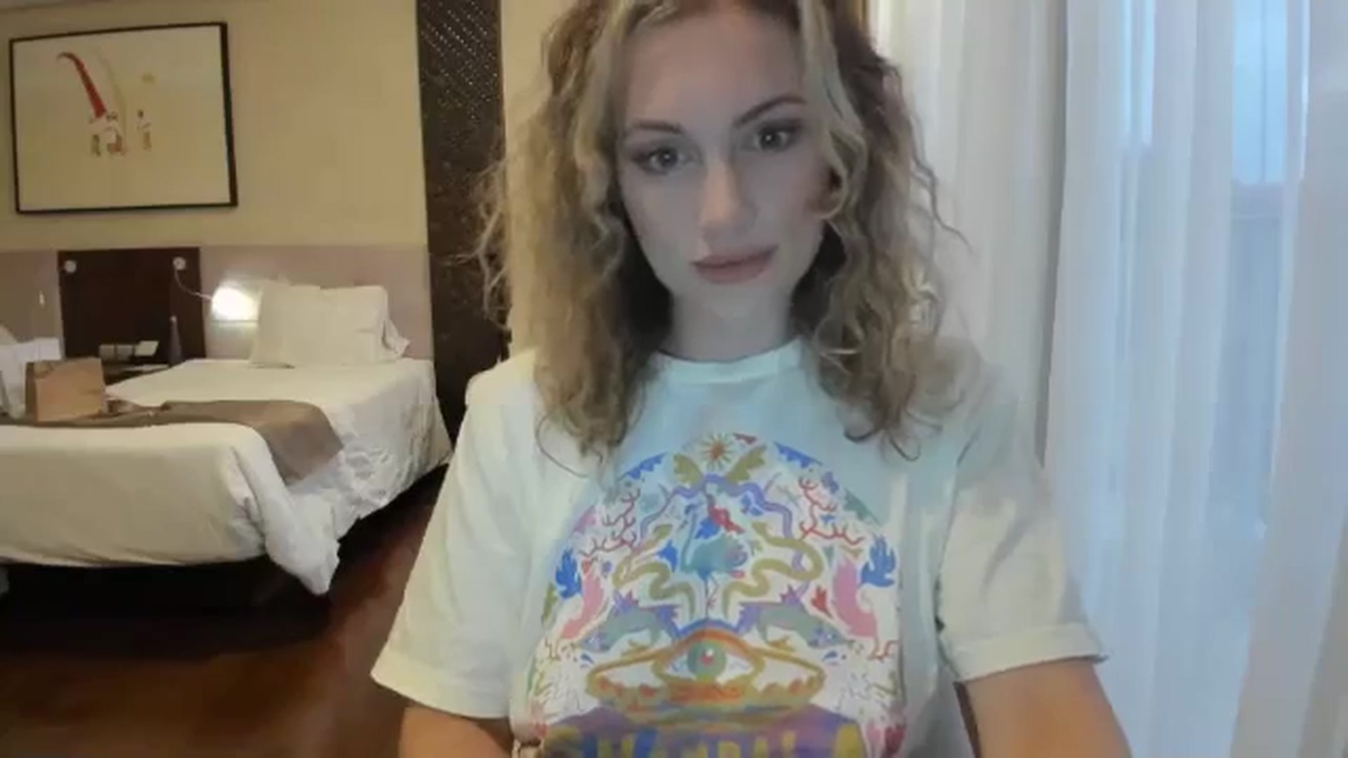 Gallery image thumbnail from jamiejones's myfreecams stream on, 09/29/2024, 22:55 image 5 of 20