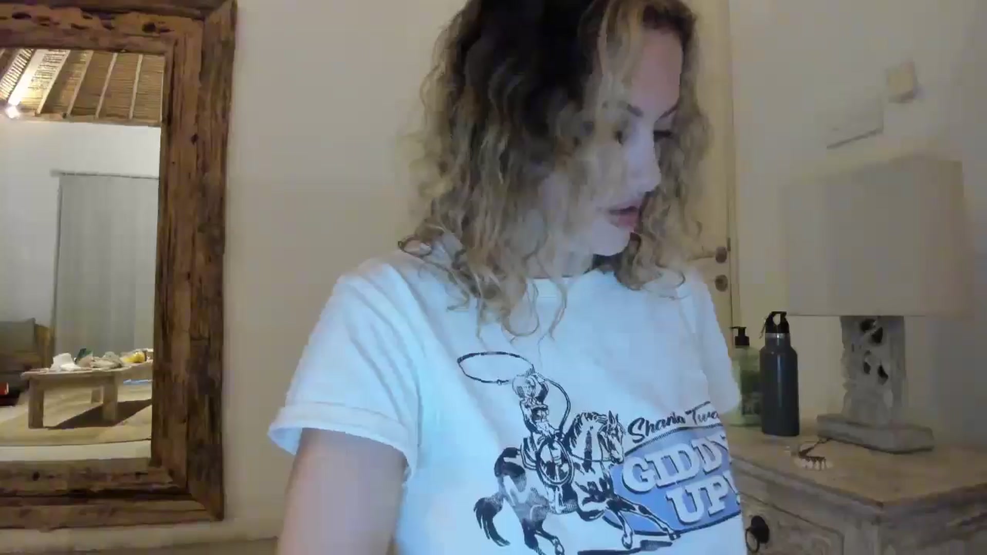 Gallery image thumbnail from jamiejones's myfreecams stream on, 10/02/2024, 23:11 image 4 of 20