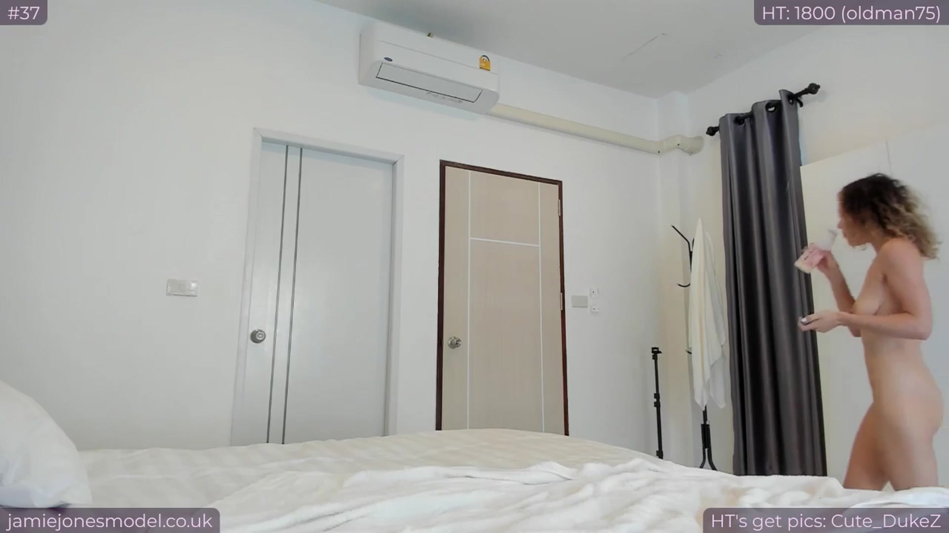 Gallery image thumbnail from jamiejones's myfreecams stream on, 11/12/2024, 24:41 image 19 of 20