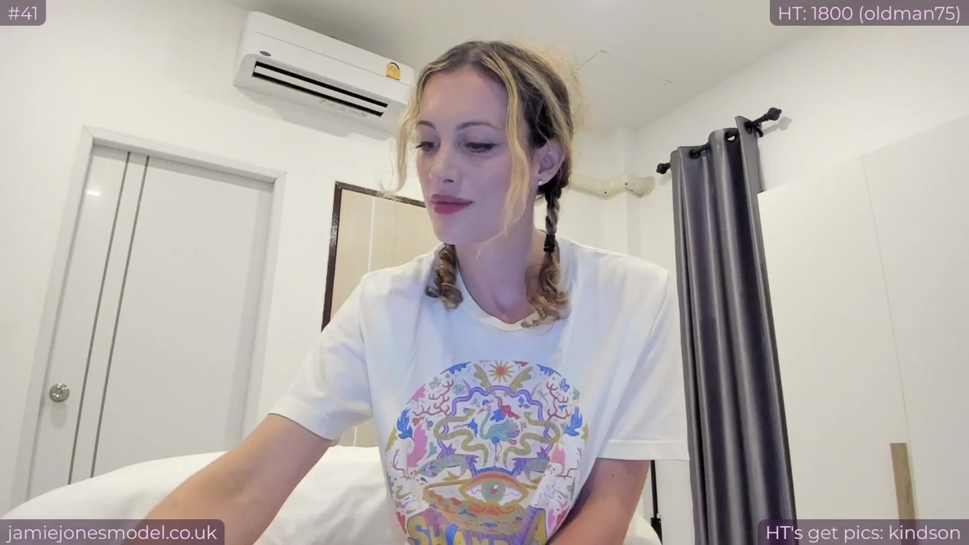 Gallery image thumbnail from jamiejones's myfreecams stream on, 11/16/2024, 16:12 image 3 of 20