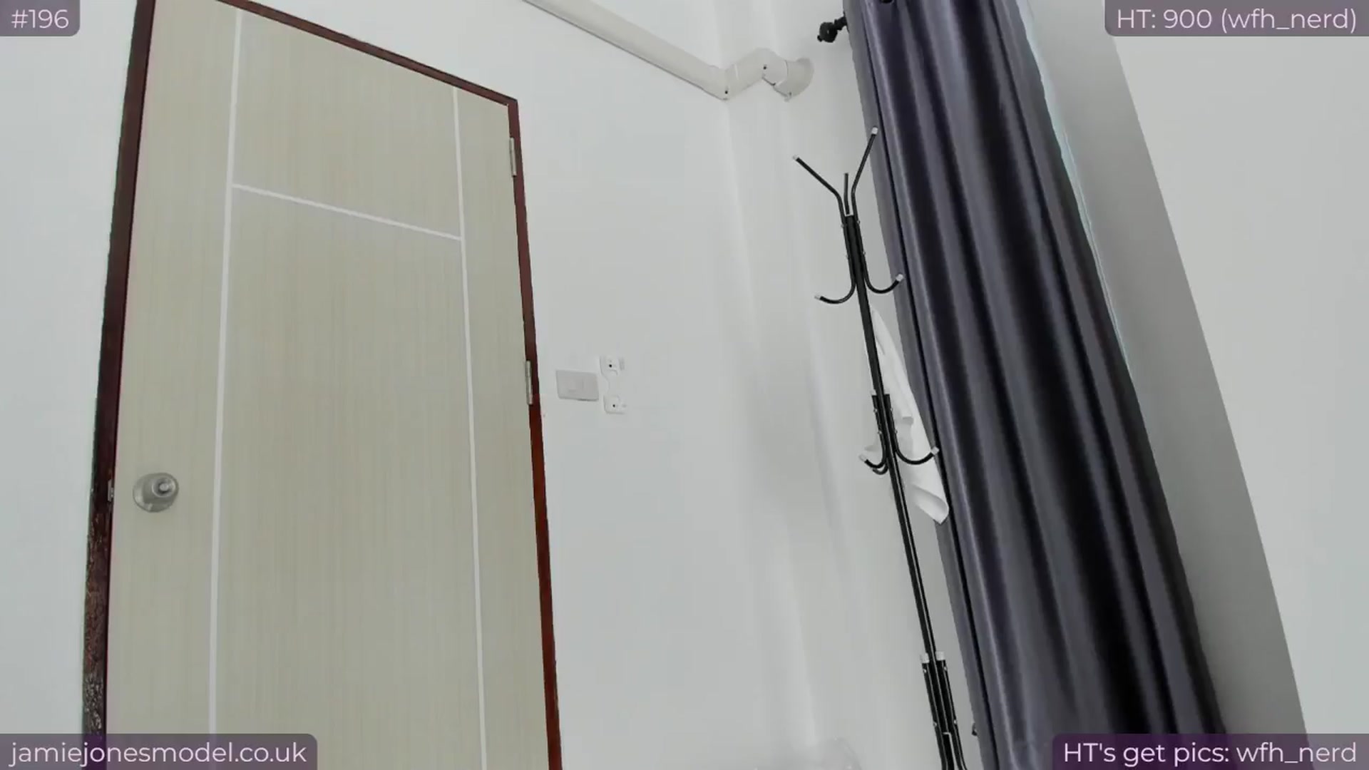 Gallery image thumbnail from jamiejones's myfreecams stream on, 12/06/2024, 03:19 image 11 of 20