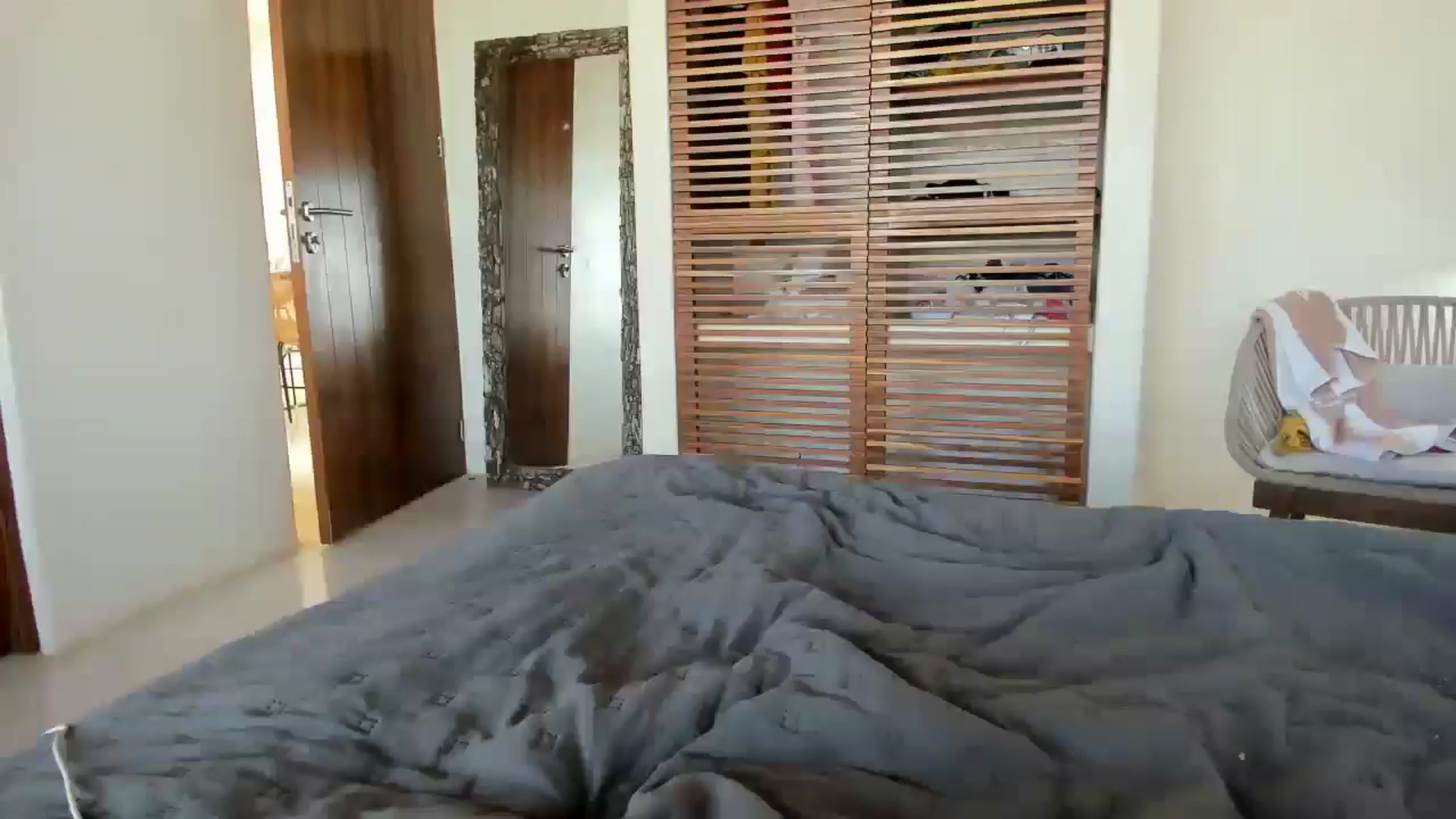Gallery image thumbnail from jamiejones's myfreecams stream on, 04/12/2025, 16:57 image 10 of 20