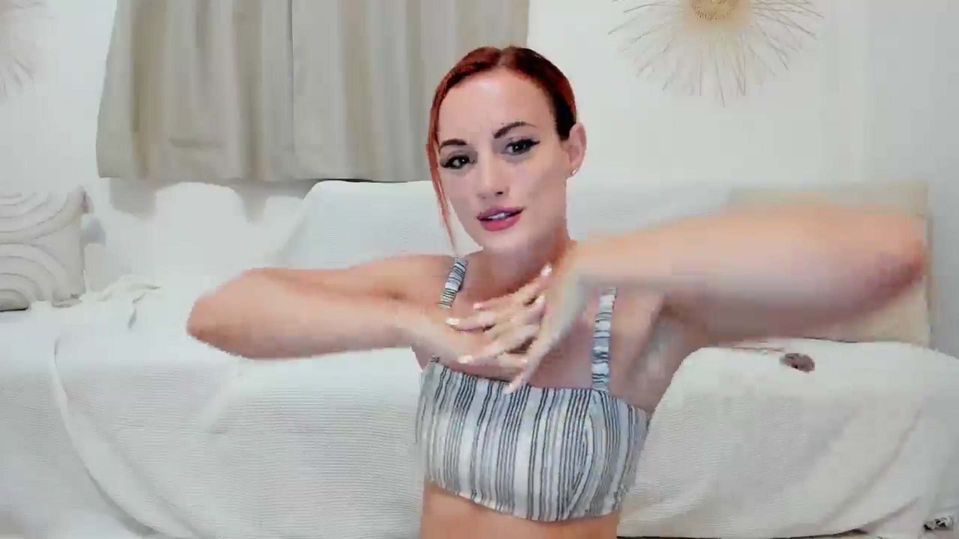 Gallery image thumbnail from jamiejones's myfreecams stream on, 05/24/2025, 12:47 image 13 of 20