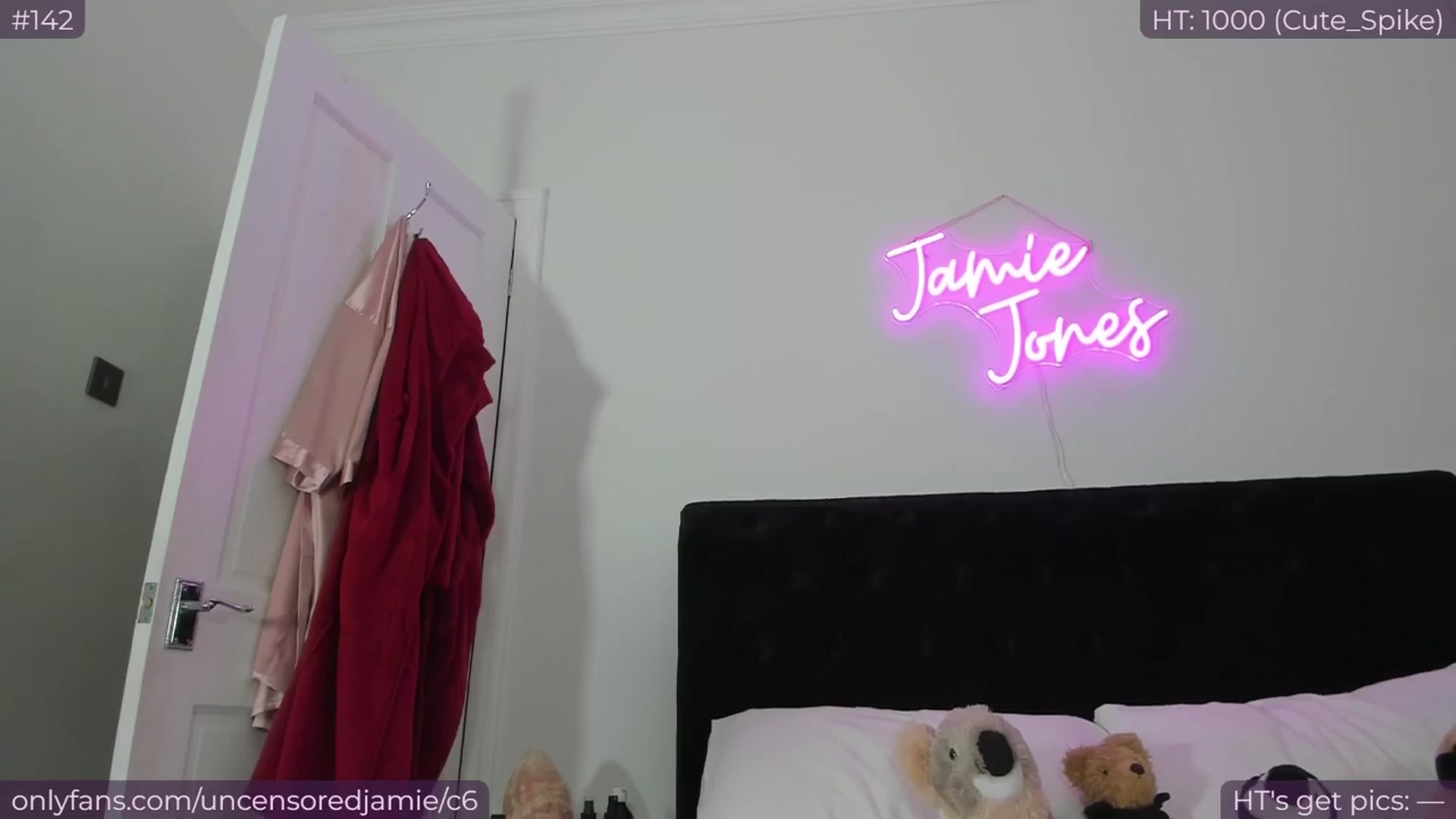 Gallery image thumbnail from jamiejones's myfreecams stream on, 07/04/2025, 20:25 image 7 of 20
