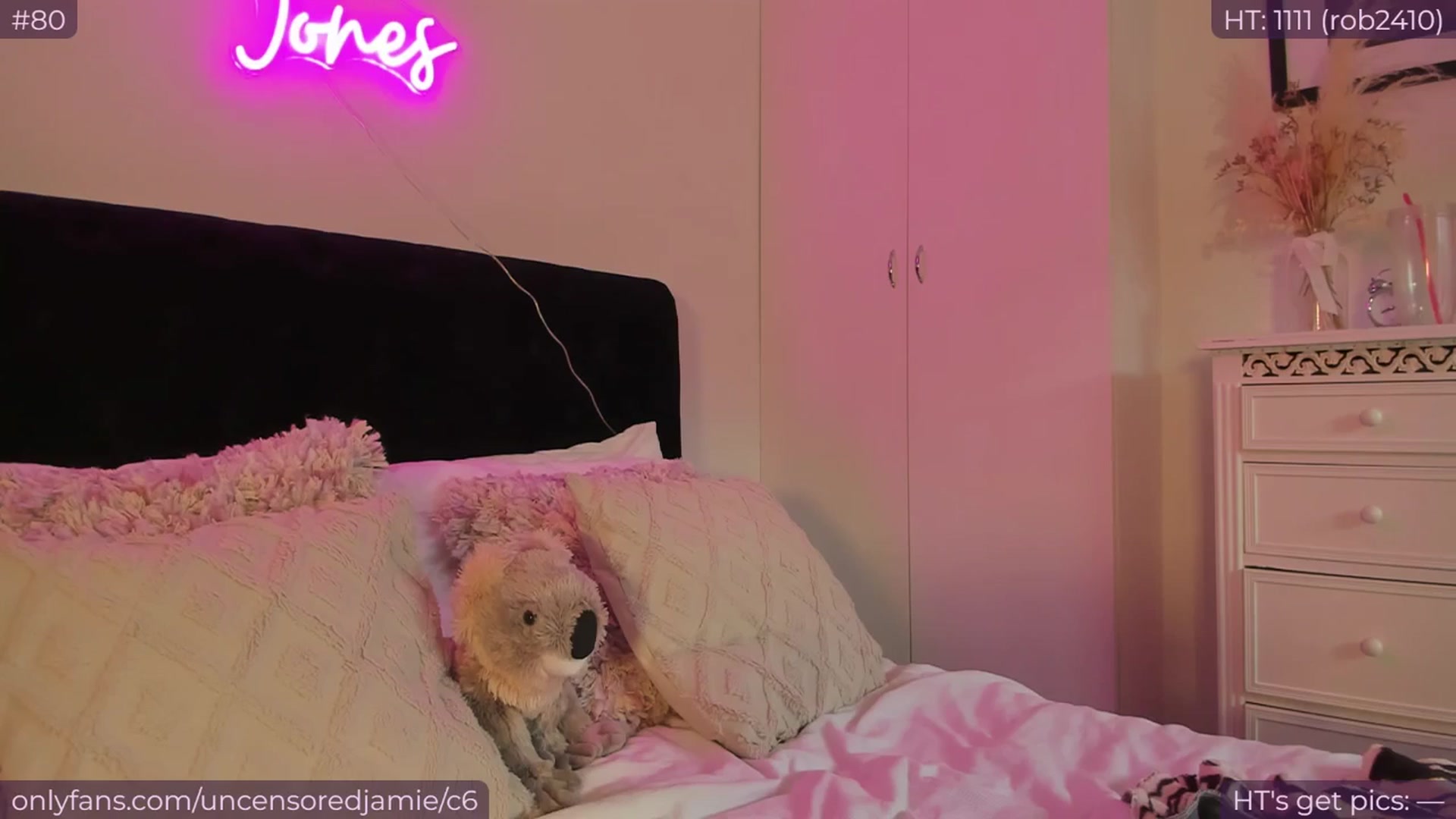 Gallery image thumbnail from jamiejones's myfreecams stream on, 08/02/2025, 11:12 image 10 of 20