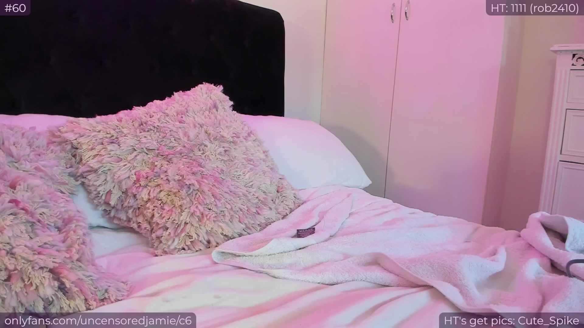 Gallery image thumbnail from jamiejones's myfreecams stream on, 08/10/2025, 15:10 image 2 of 20