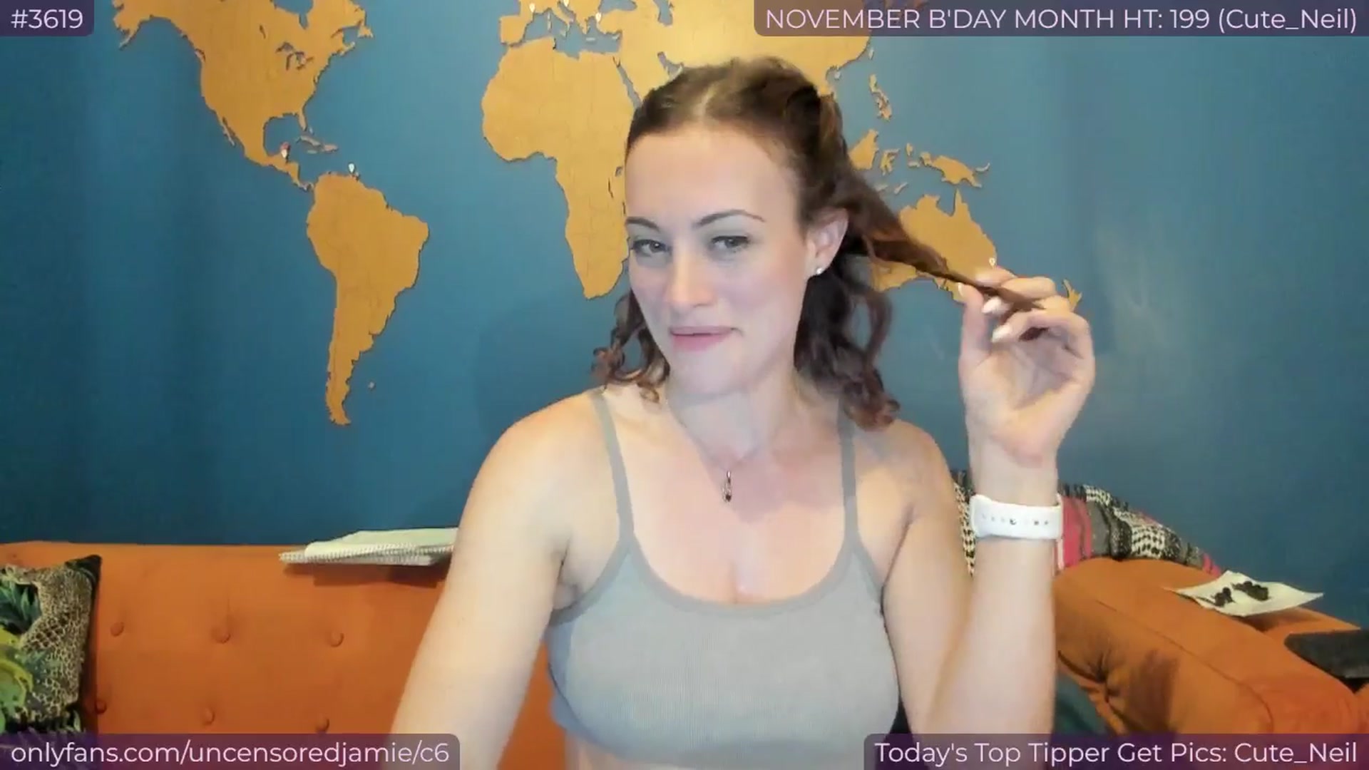 Gallery image thumbnail from jamiejones's myfreecams stream on, 11/05/2025, 24:02 image 10 of 20