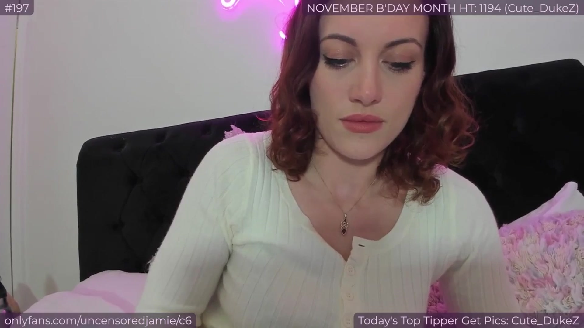 Gallery image thumbnail from jamiejones's myfreecams stream on, 11/11/2025, 01:23 image 2 of 20