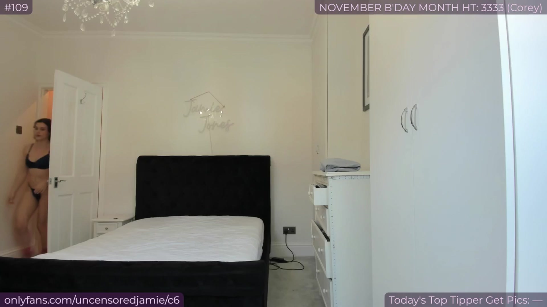 Gallery image thumbnail from jamiejones's myfreecams stream on, 11/23/2025, 14:17 image 1 of 20