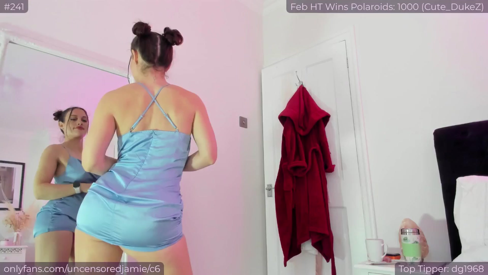 Gallery image thumbnail from jamiejones's myfreecams stream on, 02/14/2026, 14:39 image 1 of 20