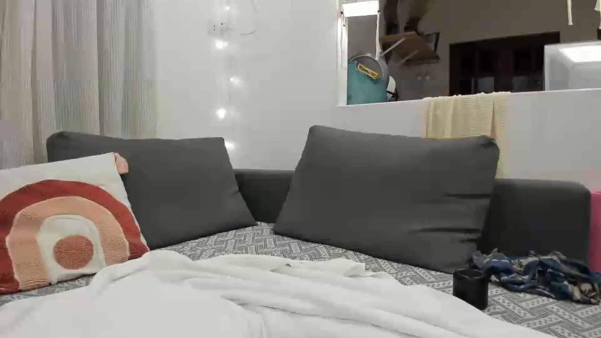 Gallery image thumbnail from jamiejones's myfreecams stream on, 05/23/2026, 13:32 image 15 of 20