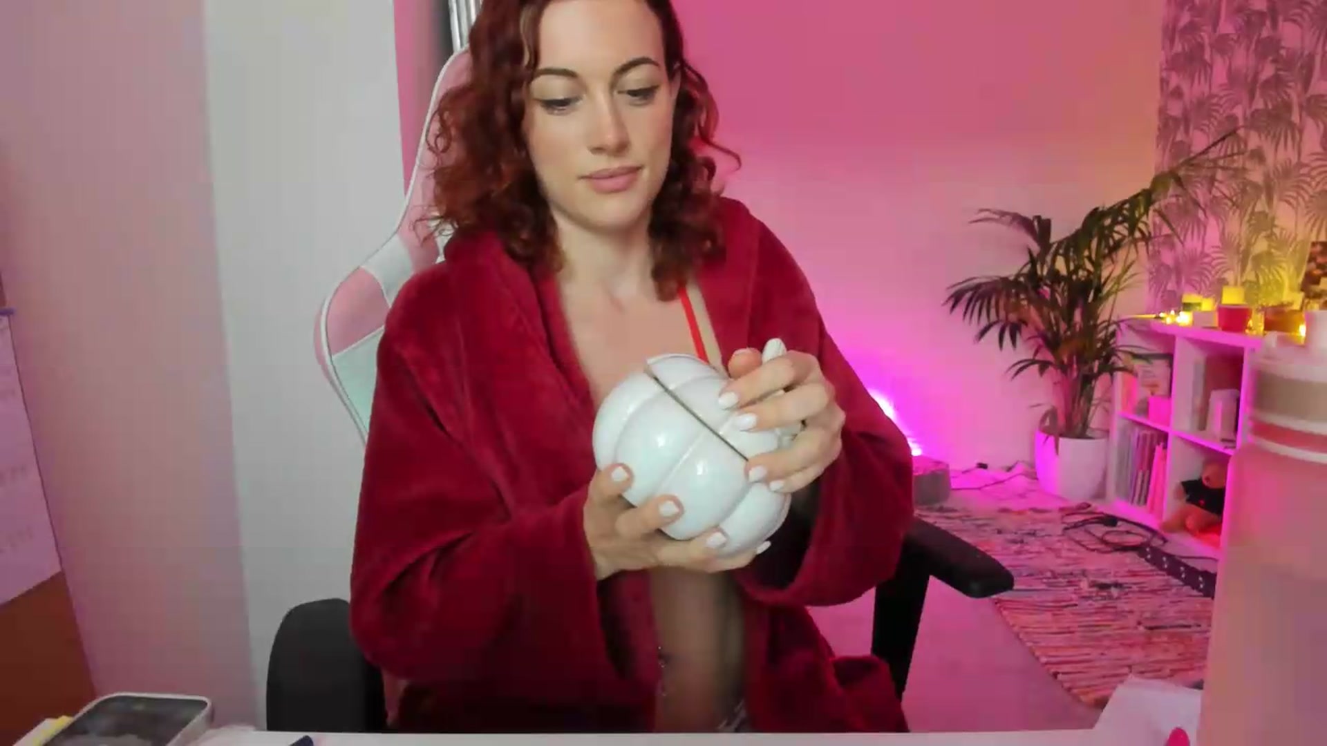 Gallery image thumbnail from jamiejones's myfreecams stream on, 09/20/2026, 17:56 image 3 of 20