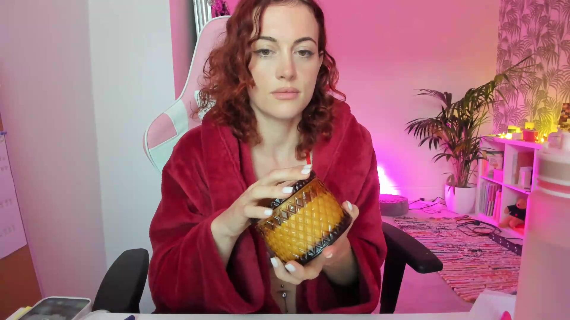 Gallery image thumbnail from jamiejones's myfreecams stream on, 09/20/2026, 17:56 image 6 of 20
