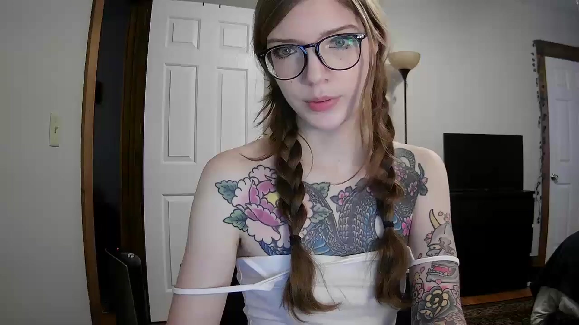 Gallery image thumbnail from jane_66's myfreecams stream on, 10/21/2025, 13:45 image 12 of 20