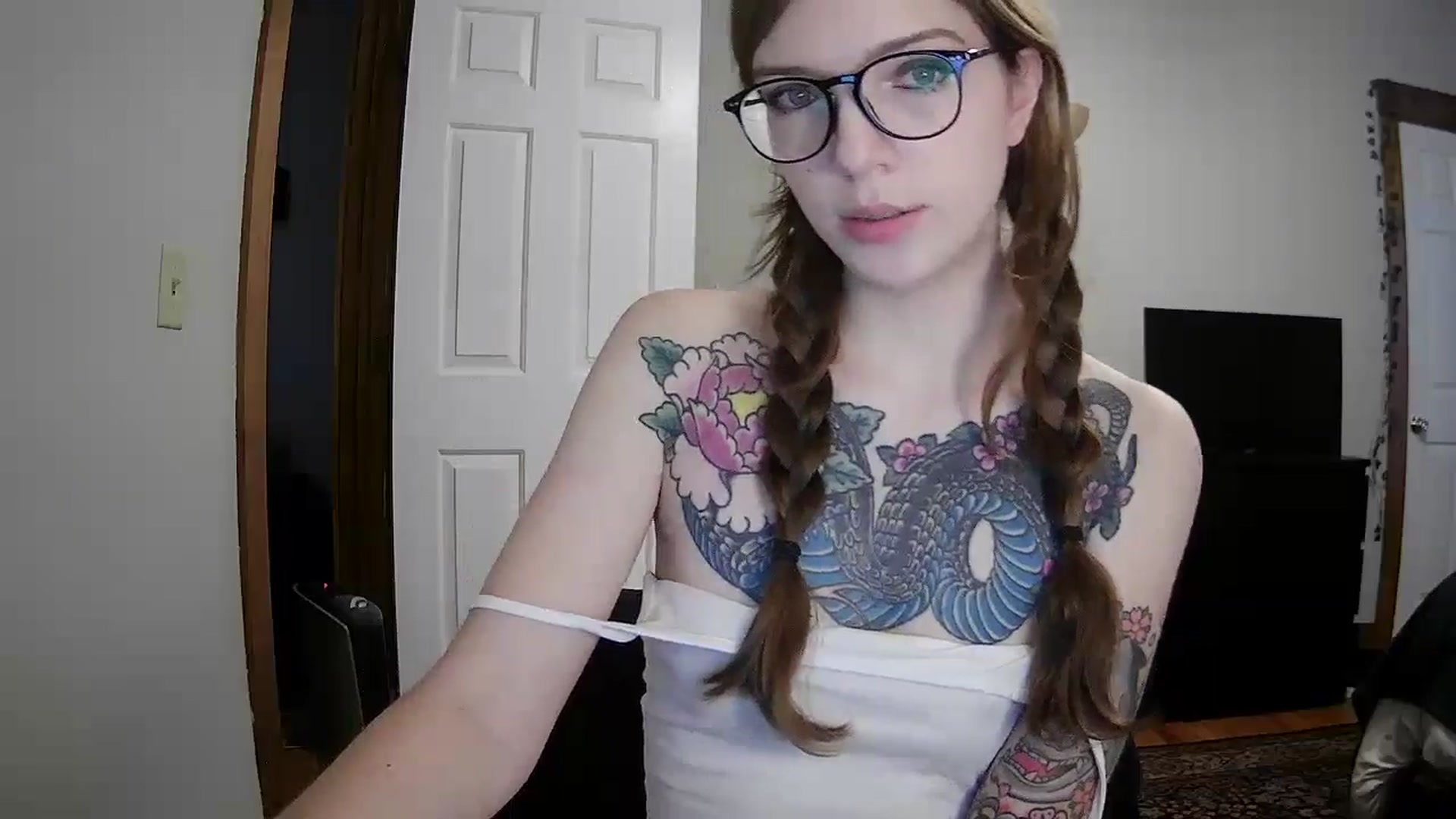 Gallery image thumbnail from jane_66's myfreecams stream on, 10/21/2025, 13:45 image 2 of 20