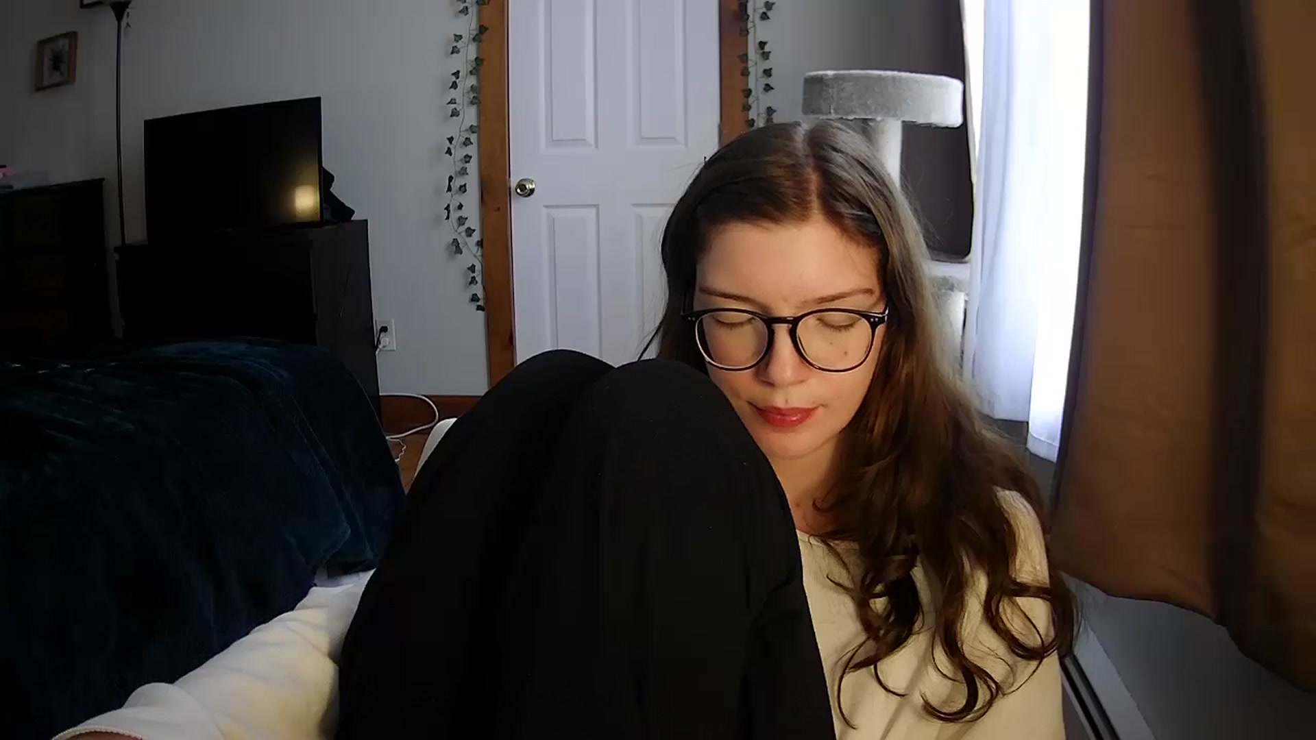 Gallery image thumbnail from jane_66's myfreecams stream on, 11/14/2025, 19:13 image 14 of 20