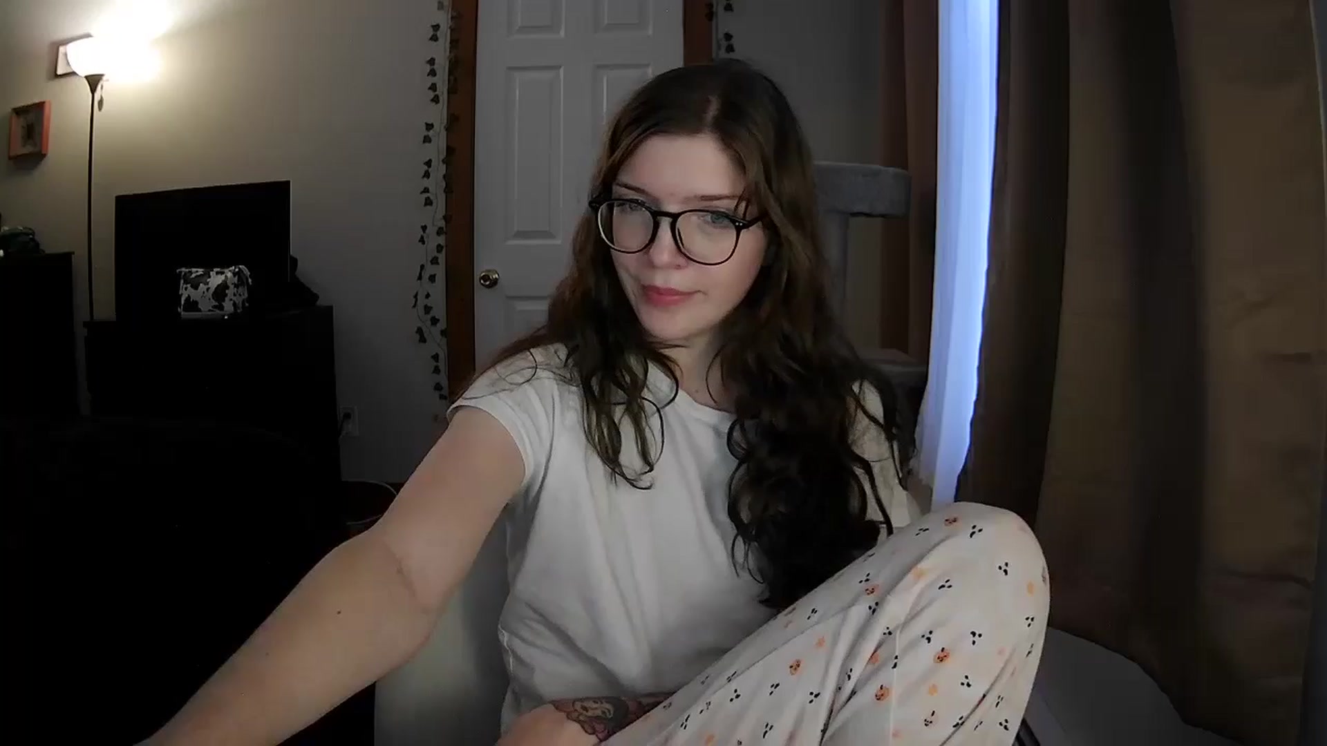 Gallery image thumbnail from jane_66's myfreecams stream on, 11/15/2025, 20:33 image 19 of 20