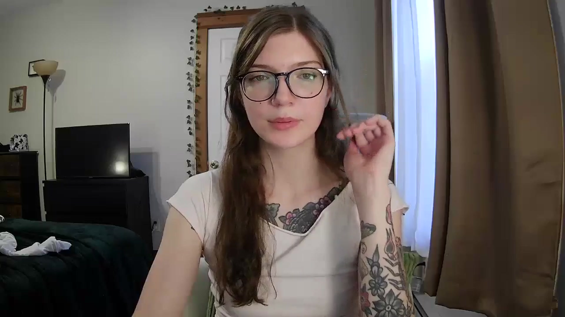 Gallery image thumbnail from jane_66's myfreecams stream on, 11/22/2025, 19:28 image 3 of 20