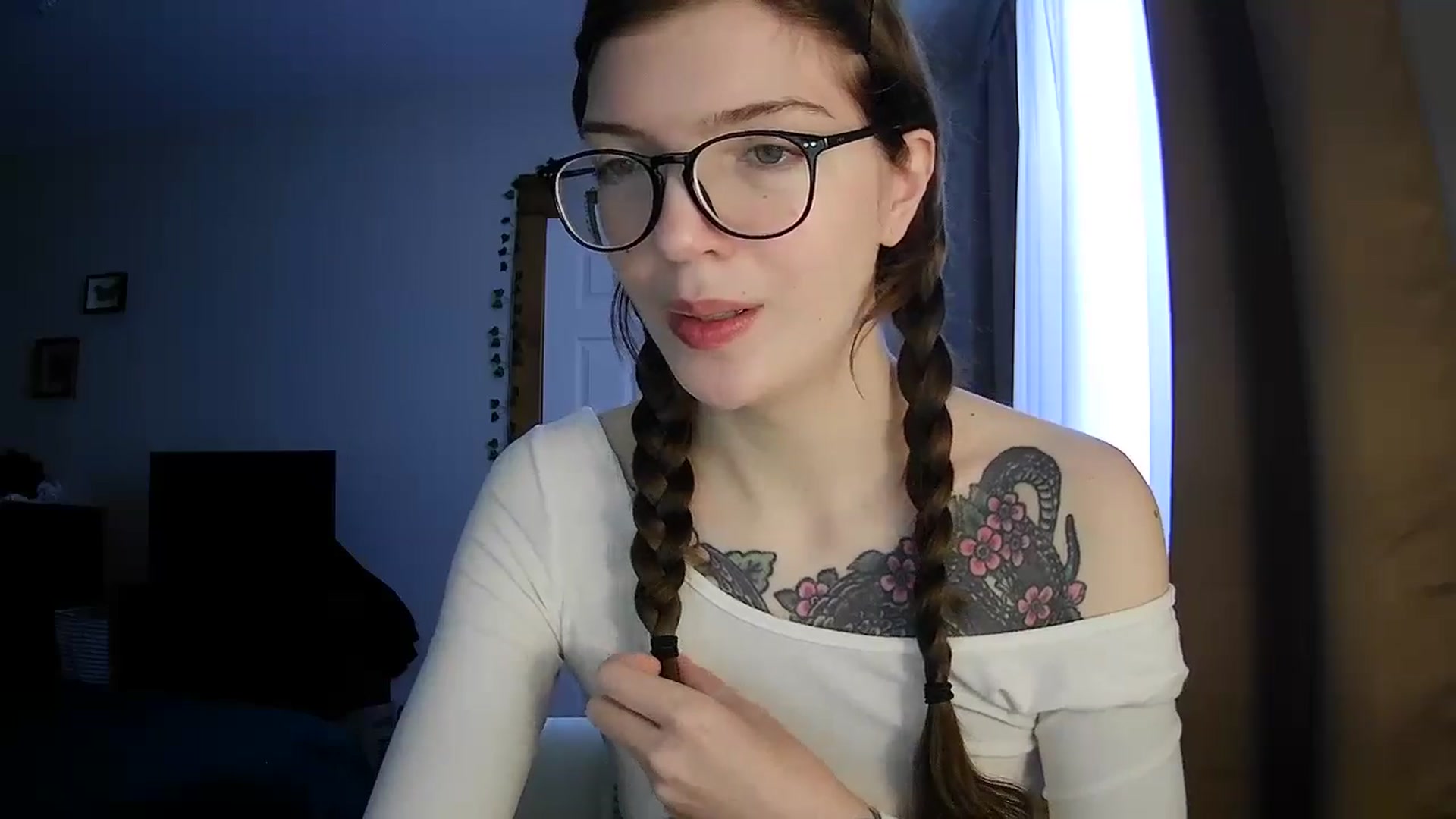 Gallery image thumbnail from jane_66's myfreecams stream on, 12/14/2025, 17:24 image 8 of 20