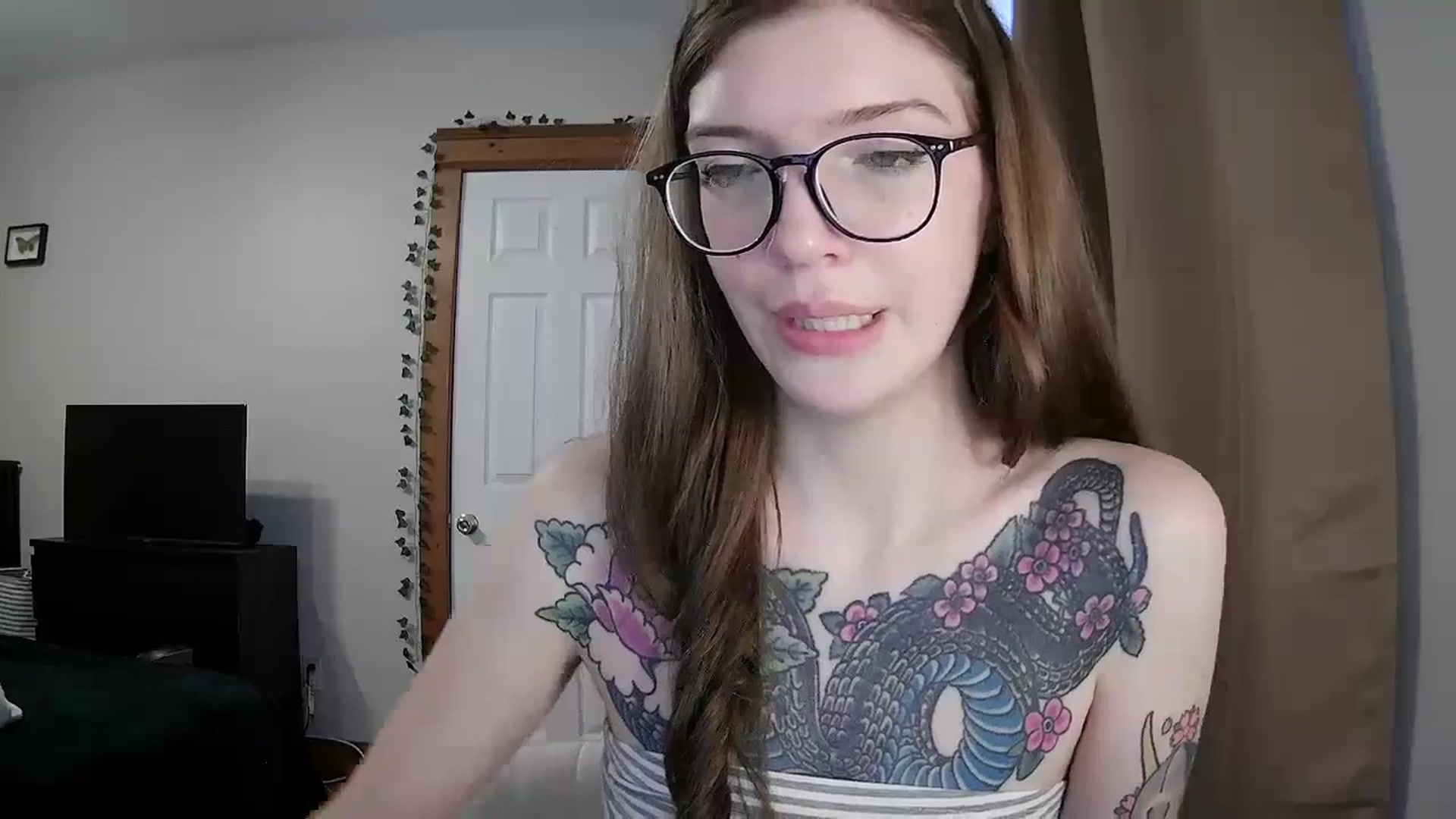 Gallery image thumbnail from jane_66's myfreecams stream on, 12/20/2025, 19:54 image 7 of 20