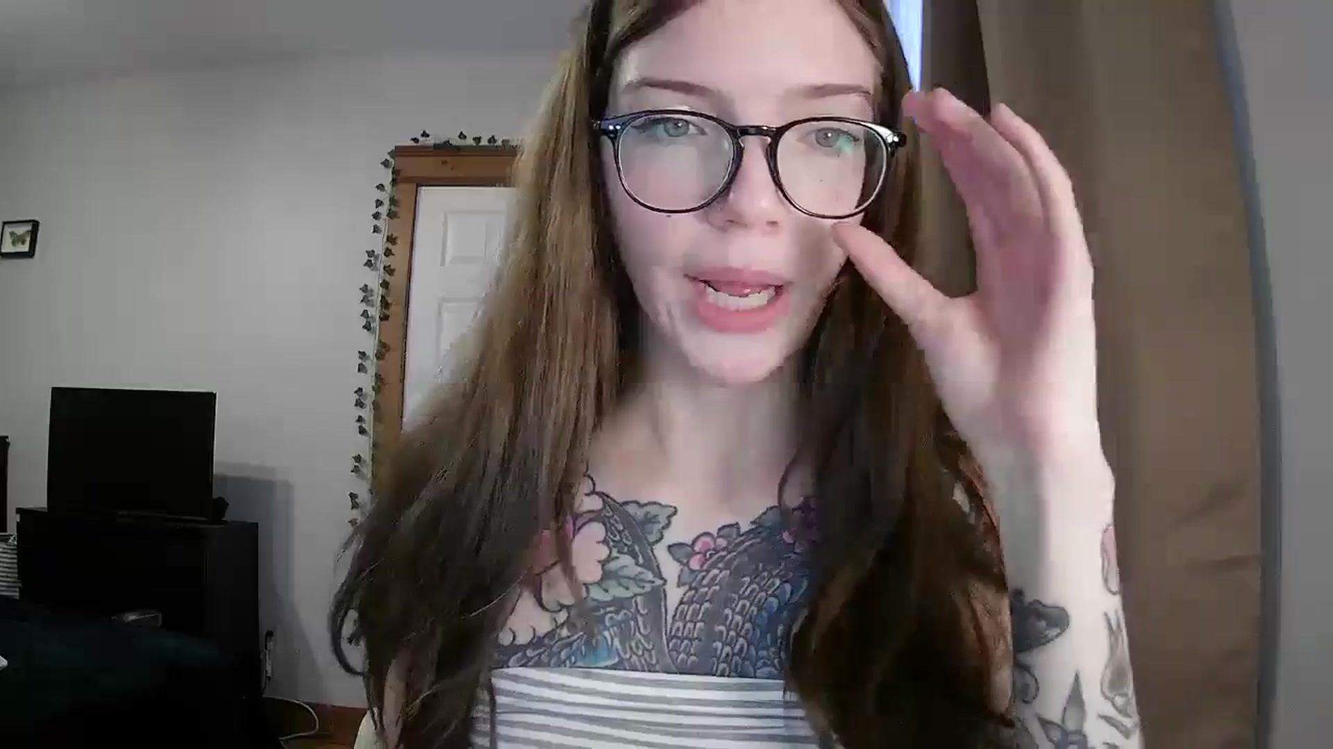 Gallery image thumbnail from jane_66's myfreecams stream on, 12/20/2025, 19:54 image 17 of 20