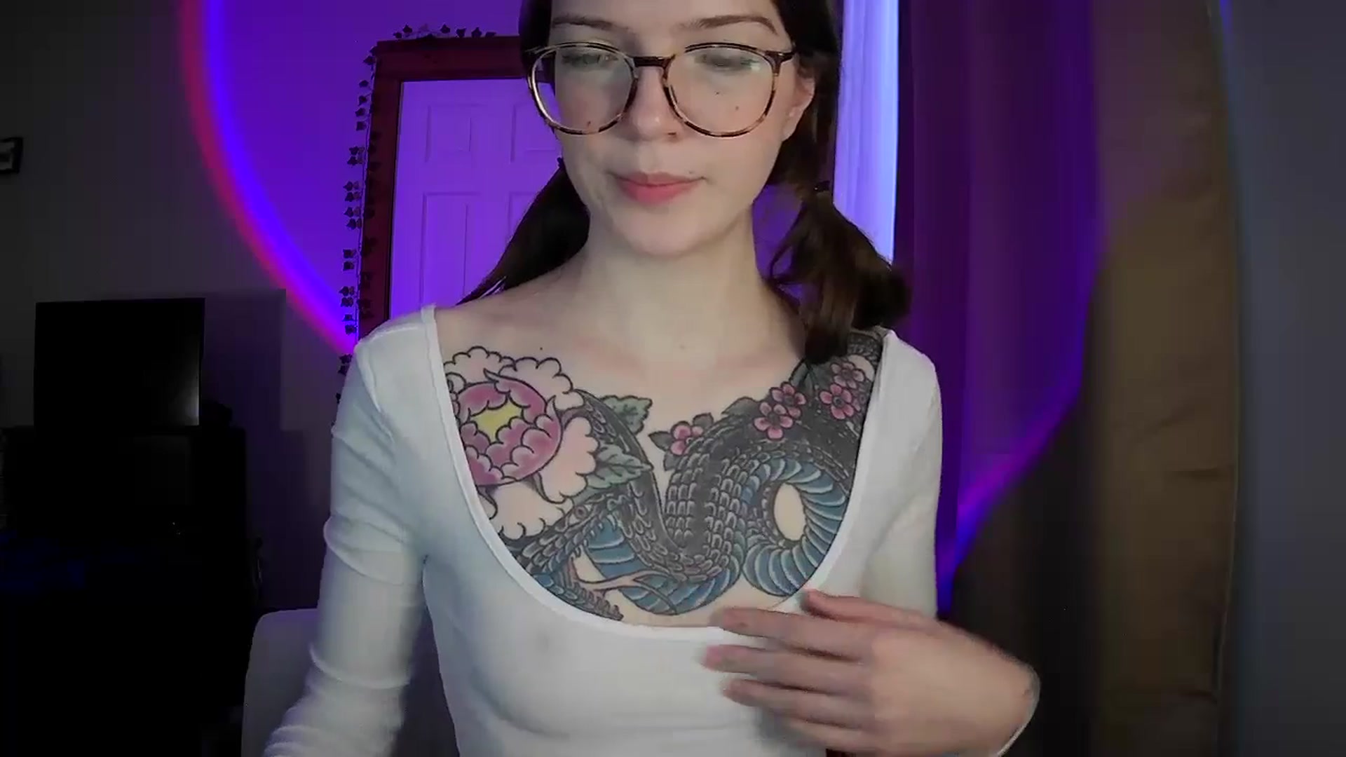 Gallery image thumbnail from jane_66's myfreecams stream on, 01/25/2026, 18:32 image 16 of 20