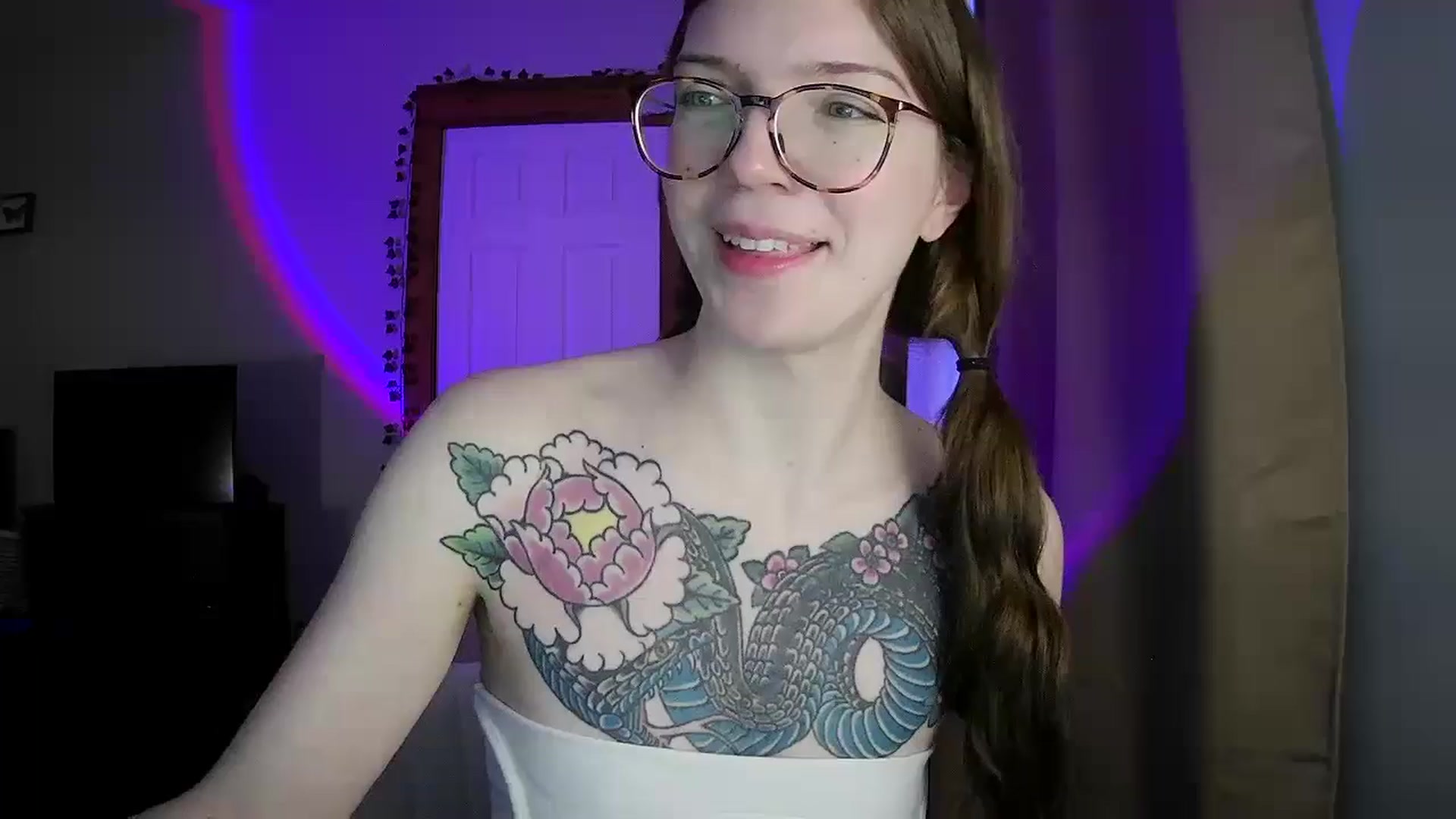 Gallery image thumbnail from jane_66's myfreecams stream on, 01/25/2026, 19:25 image 13 of 20