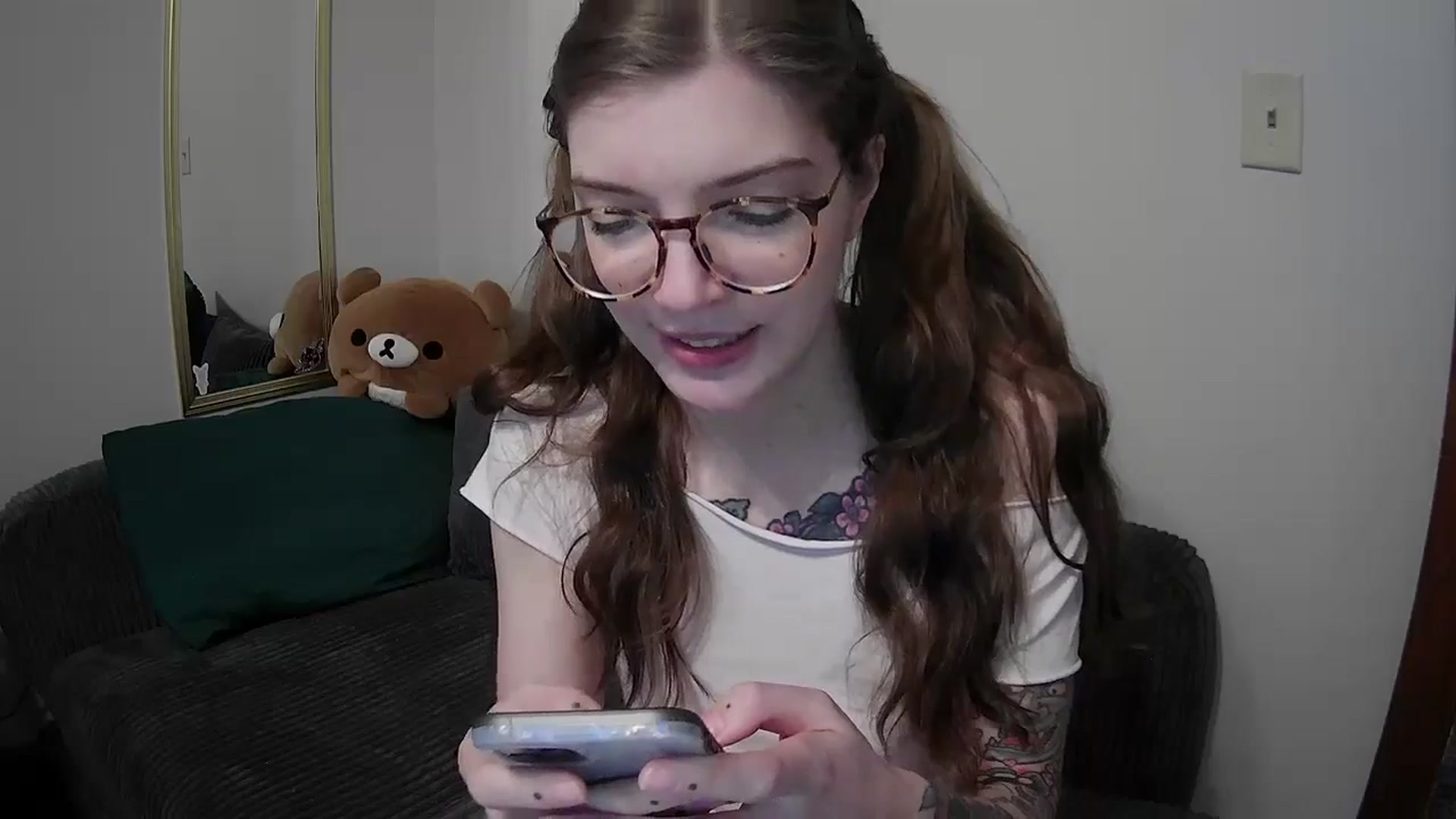 Gallery image thumbnail from jane_66's myfreecams stream on, 03/31/2026, 16:43 image 9 of 20