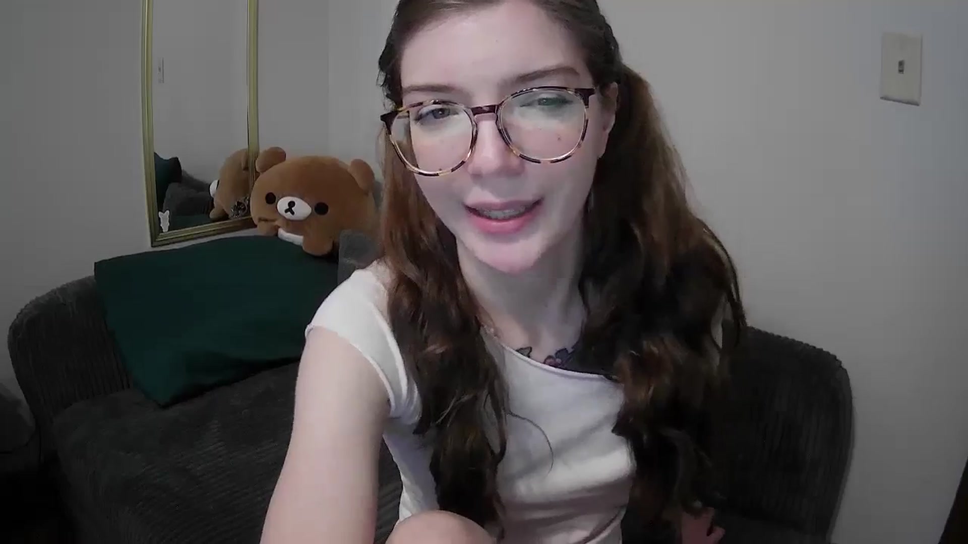 Gallery image thumbnail from jane_66's myfreecams stream on, 03/31/2026, 16:43 image 17 of 20