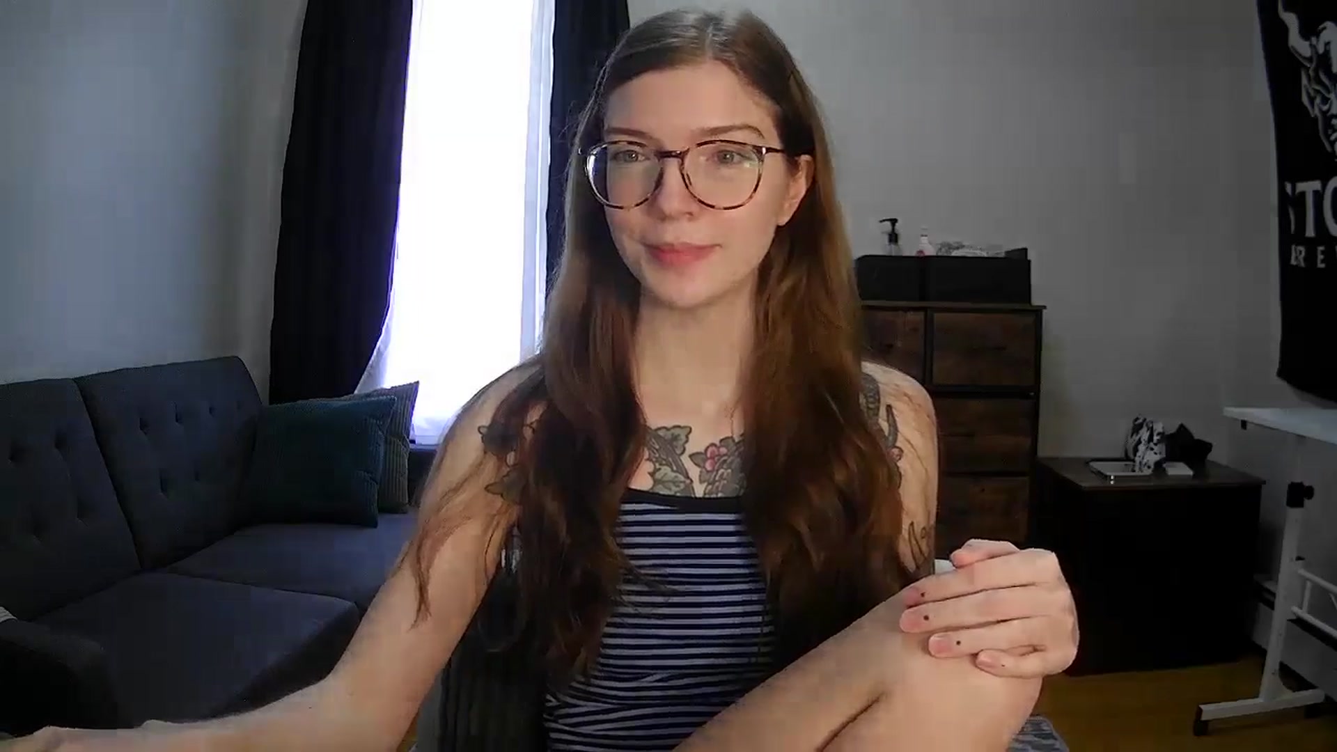 Gallery image thumbnail from jane_66's myfreecams stream on, 04/07/2026, 14:04 image 16 of 20