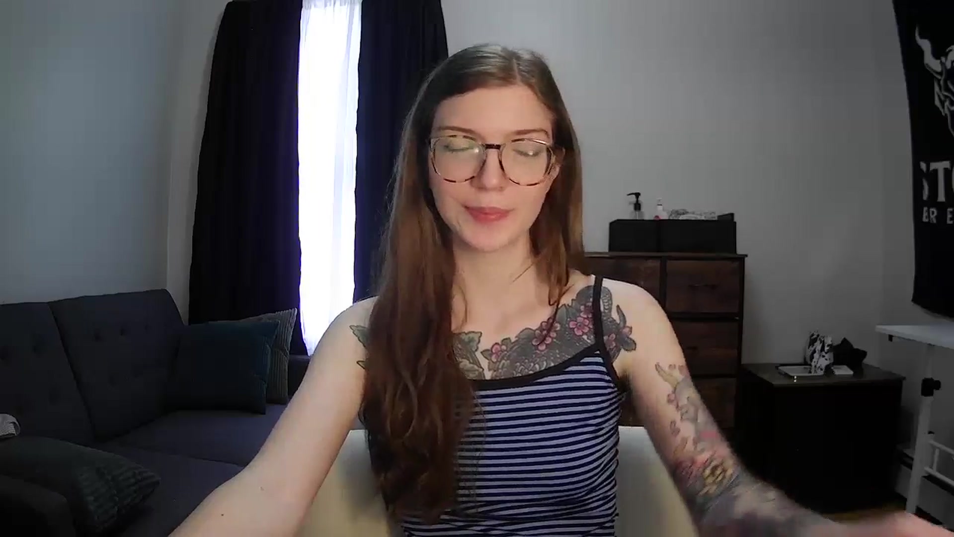 Gallery image thumbnail from jane_66's myfreecams stream on, 04/07/2026, 16:50 image 9 of 20