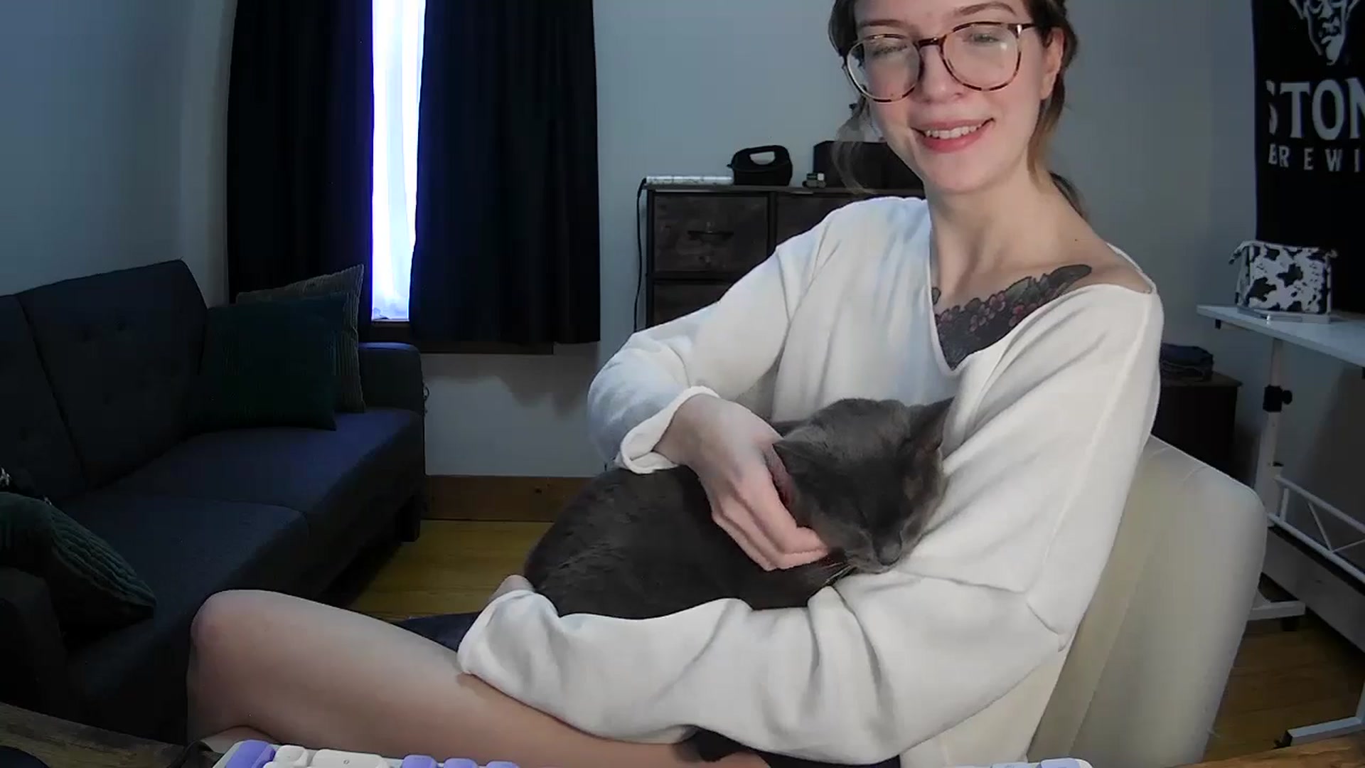 Gallery image thumbnail from jane_66's myfreecams stream on, 04/08/2026, 18:56 image 10 of 20