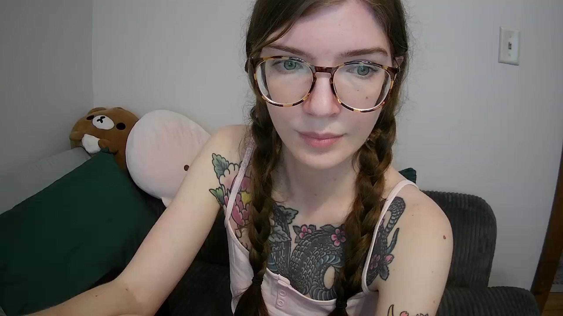 Gallery image thumbnail from jane_66's myfreecams stream on, 04/16/2026, 16:44 image 17 of 20