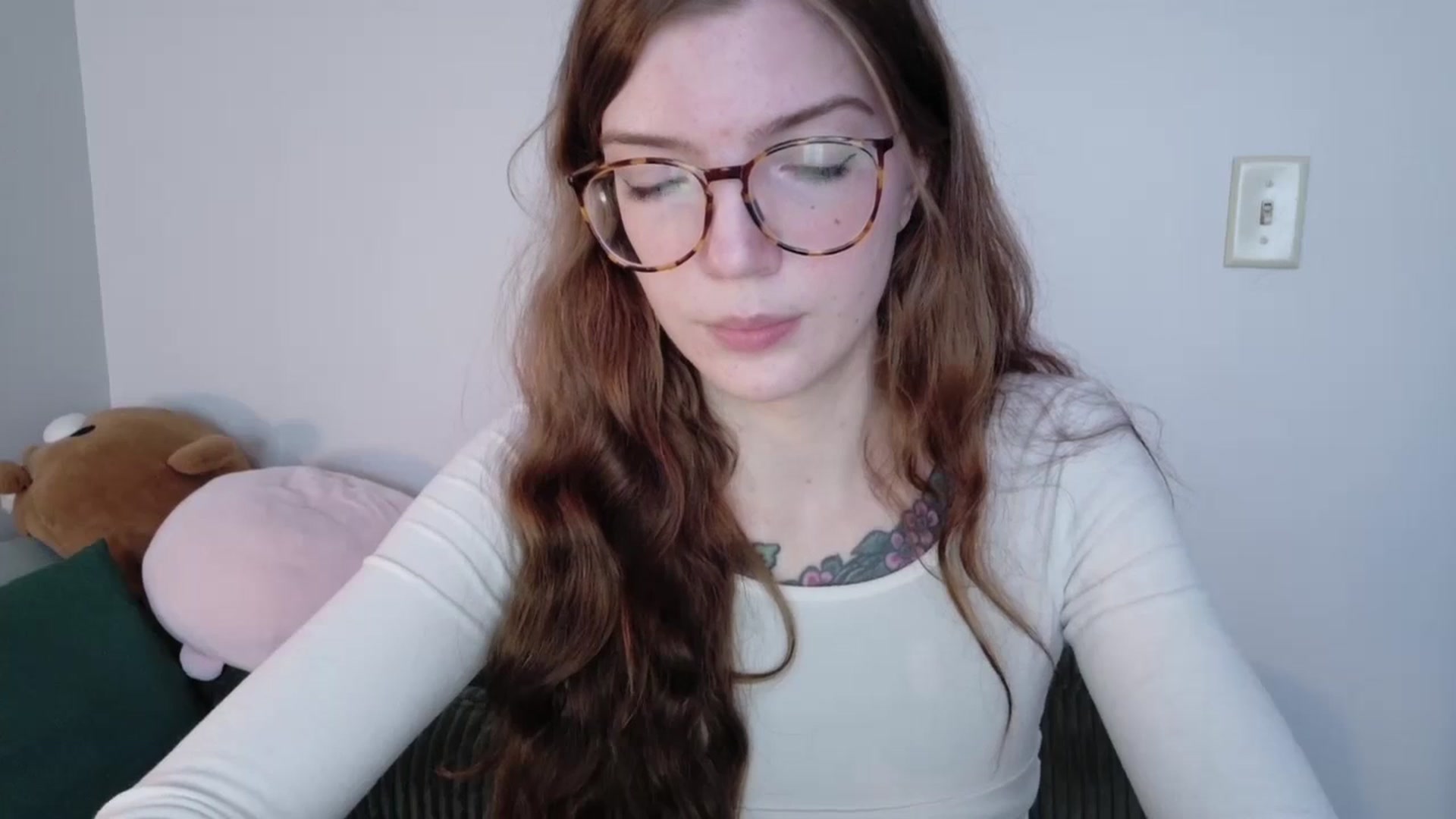Gallery image thumbnail from jane_66's myfreecams stream on, 04/24/2026, 16:35 image 16 of 20