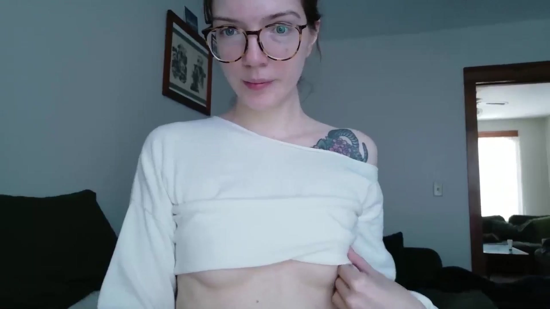 Gallery image thumbnail from jane_66's myfreecams stream on, 04/28/2026, 16:21 image 17 of 20