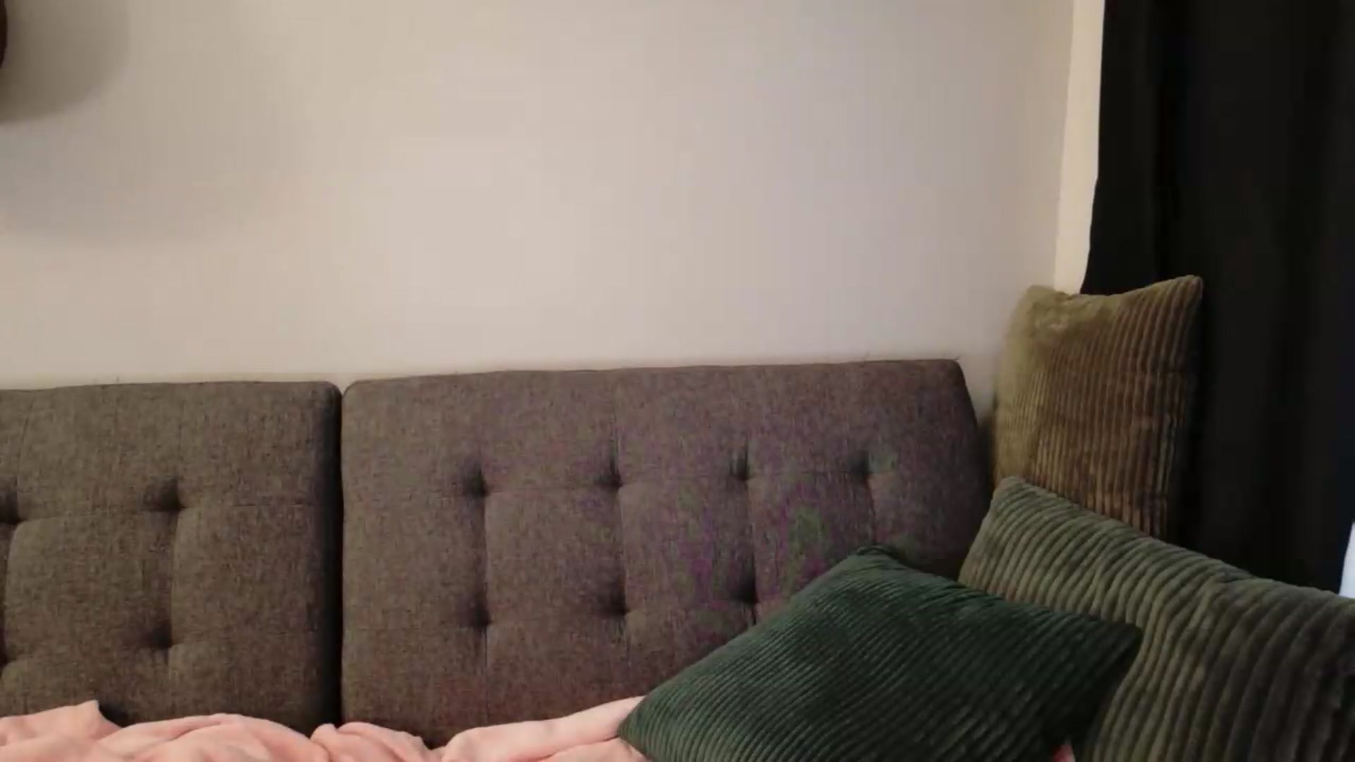 Gallery image thumbnail from jane_66's myfreecams stream on, 05/15/2026, 18:18 image 17 of 20