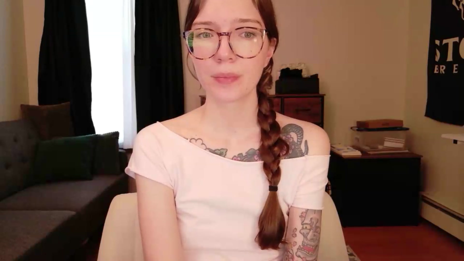 Gallery image thumbnail from jane_66's myfreecams stream on, 06/01/2026, 17:26 image 17 of 20