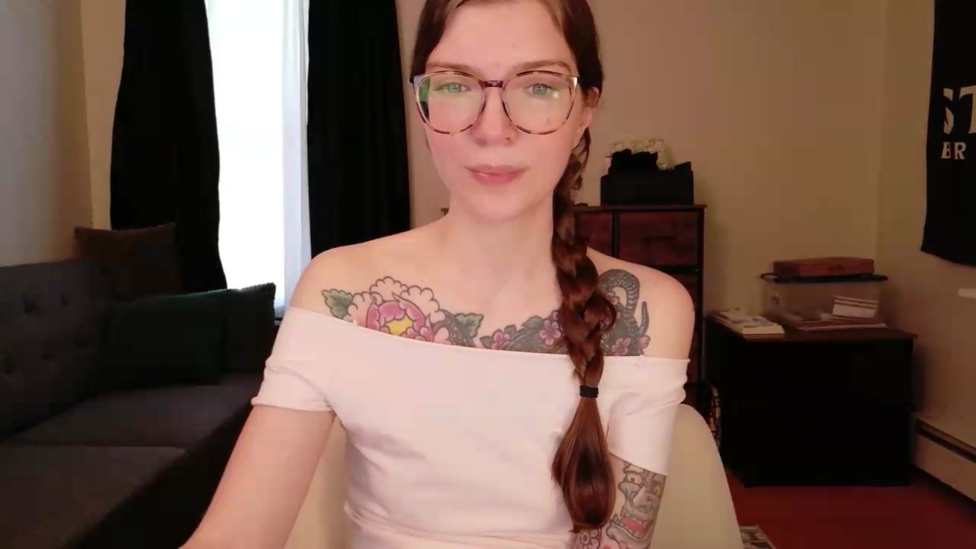 Gallery image thumbnail from jane_66's myfreecams stream on, 06/01/2026, 17:26 image 4 of 20